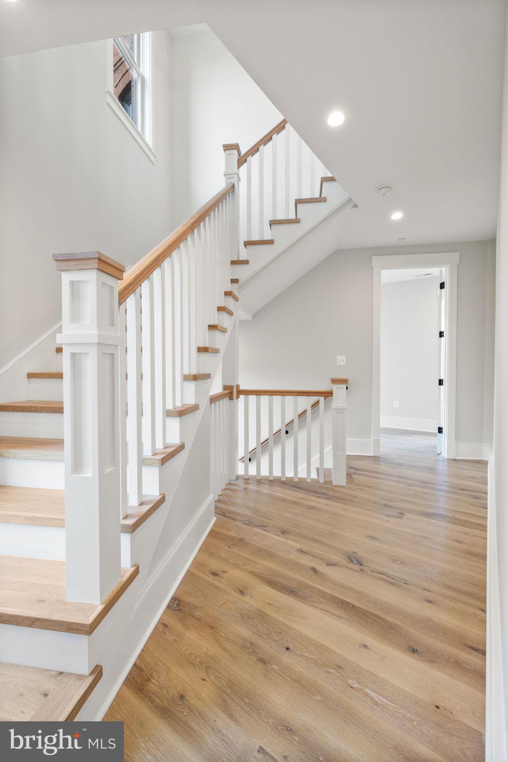 CAPITOL HILL - Residential