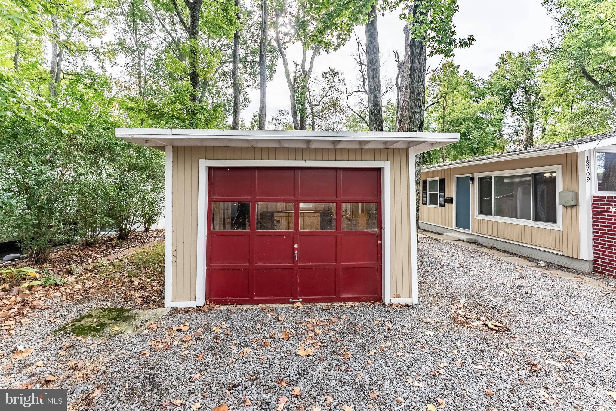 13709 MARBURY LANE