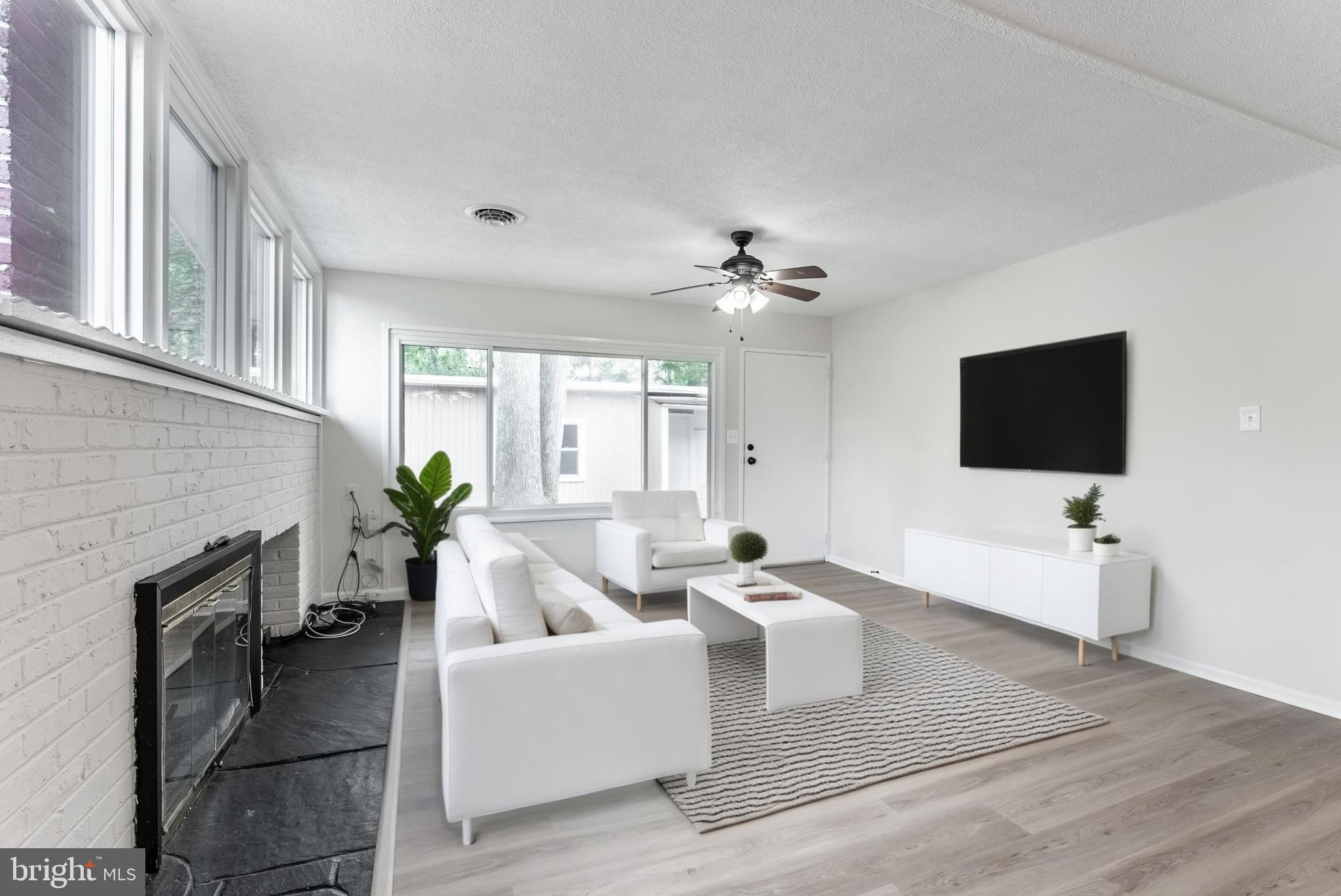 13709 MARBURY LANE