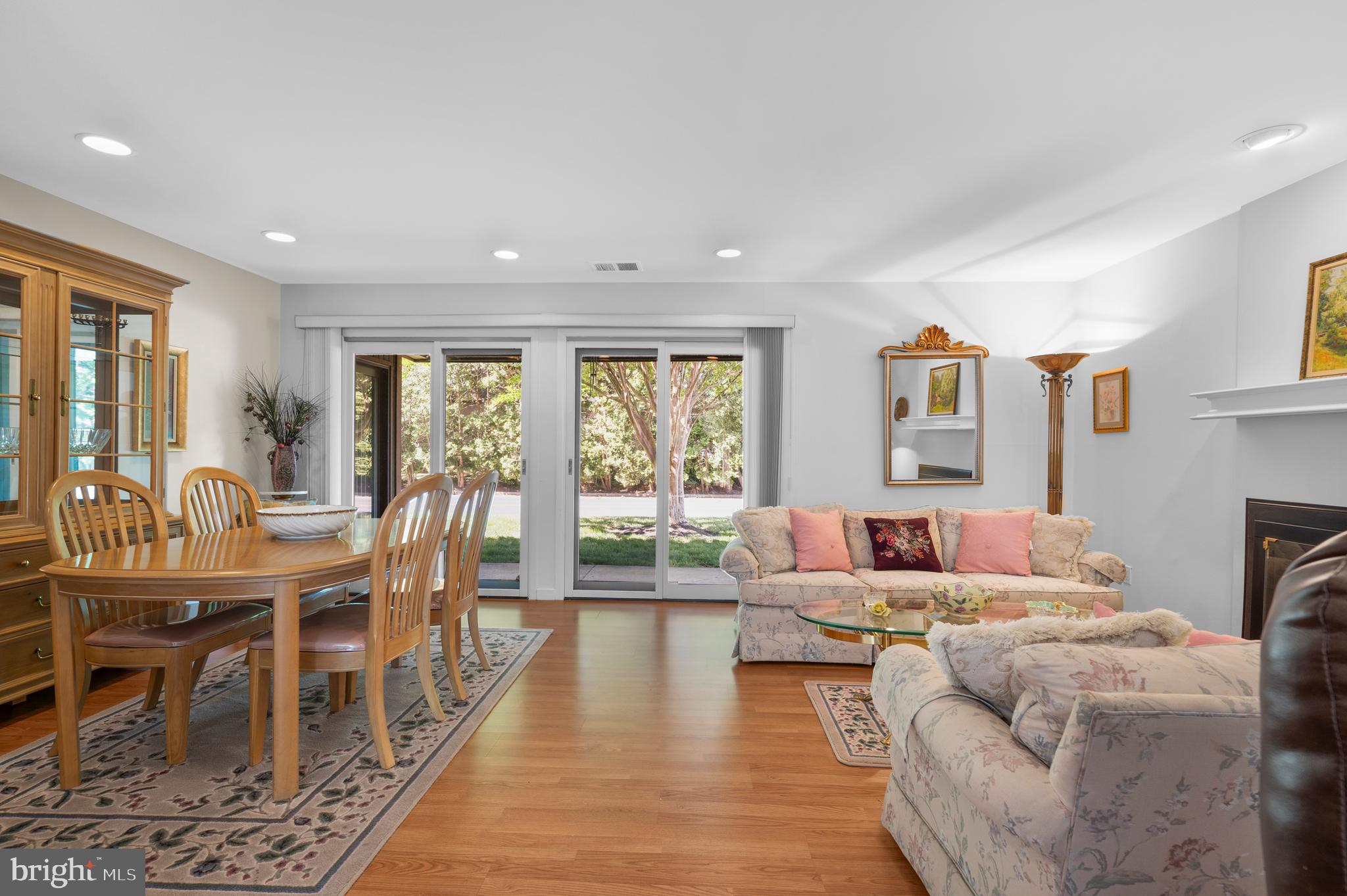 BAKERS BAY CONDOMINIUMS - Residential