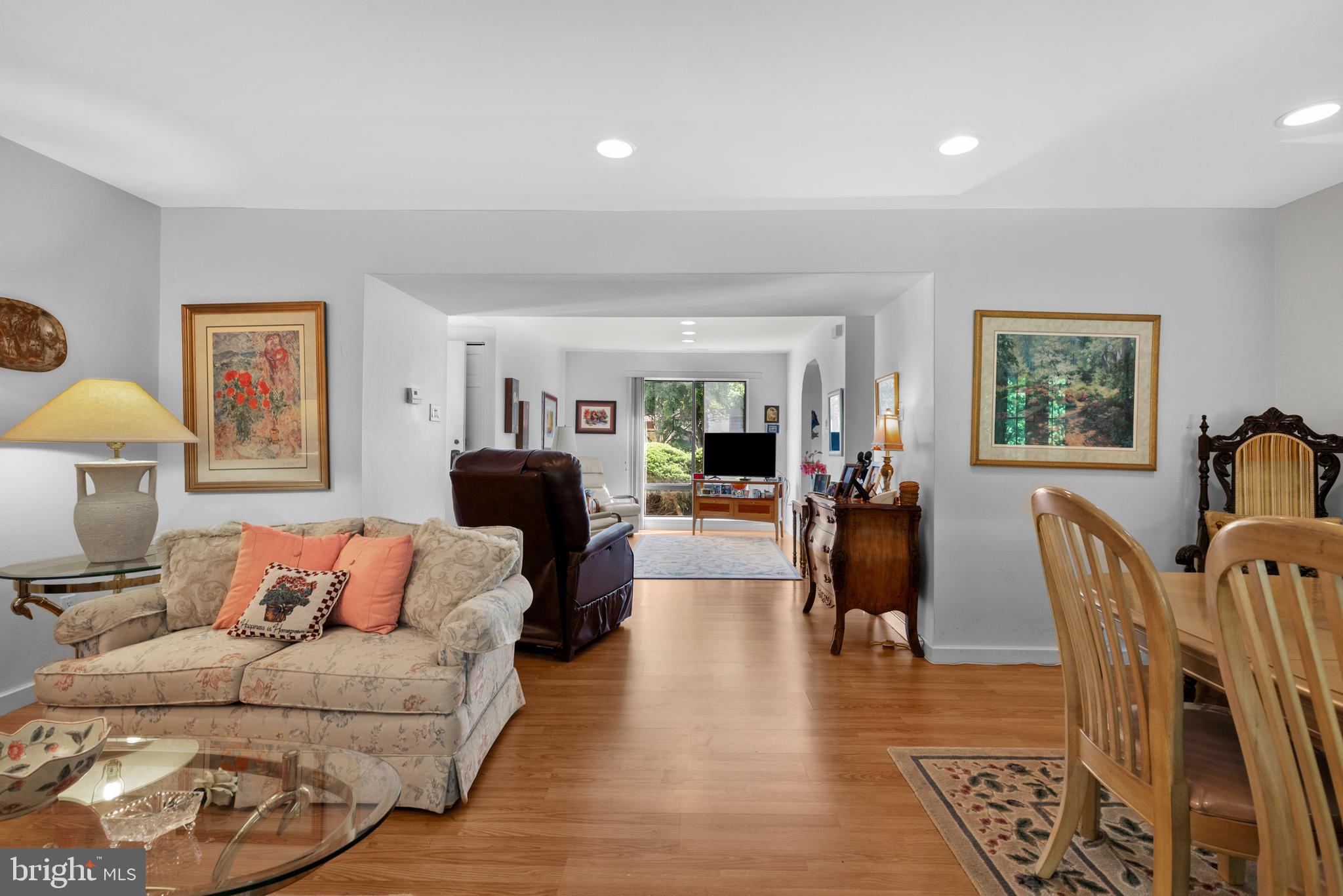 BAKERS BAY CONDOMINIUMS - Residential