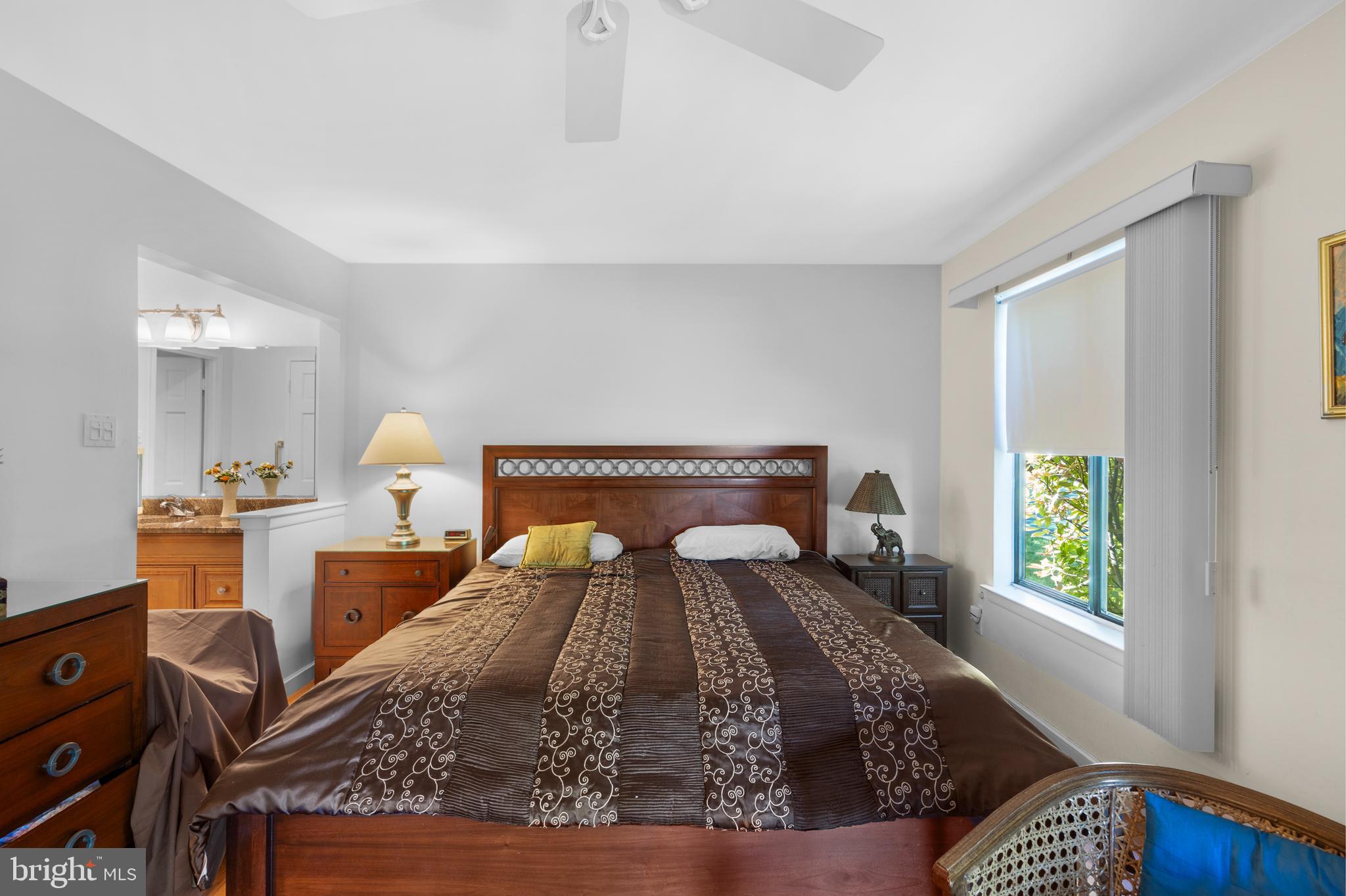 BAKERS BAY CONDOMINIUMS - Residential