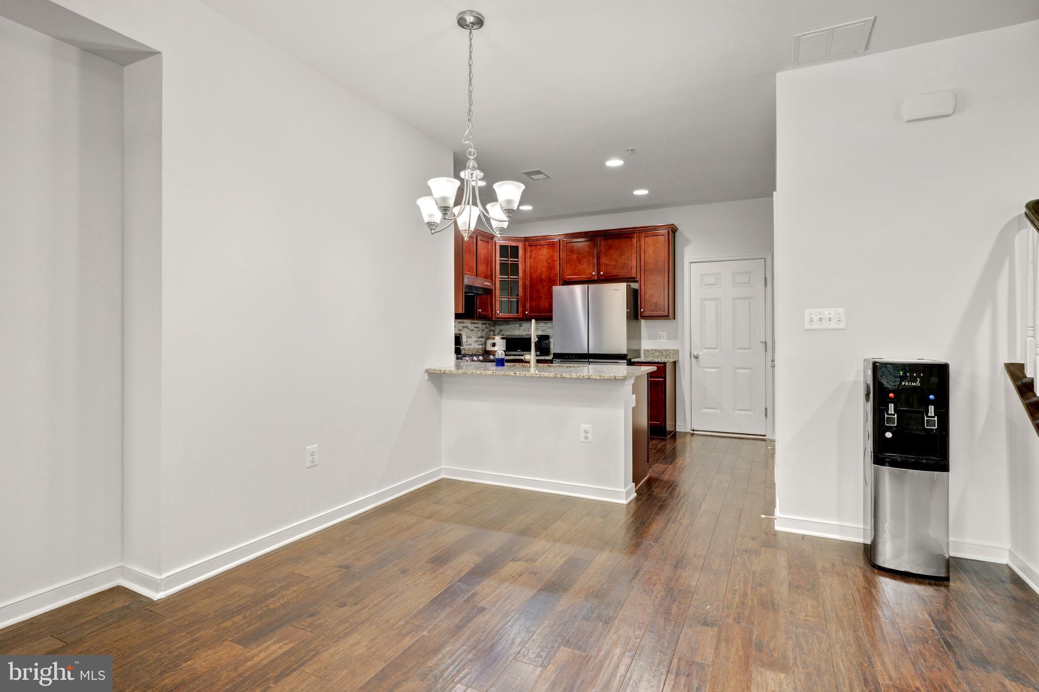 44100 VAIRA TERRACE
