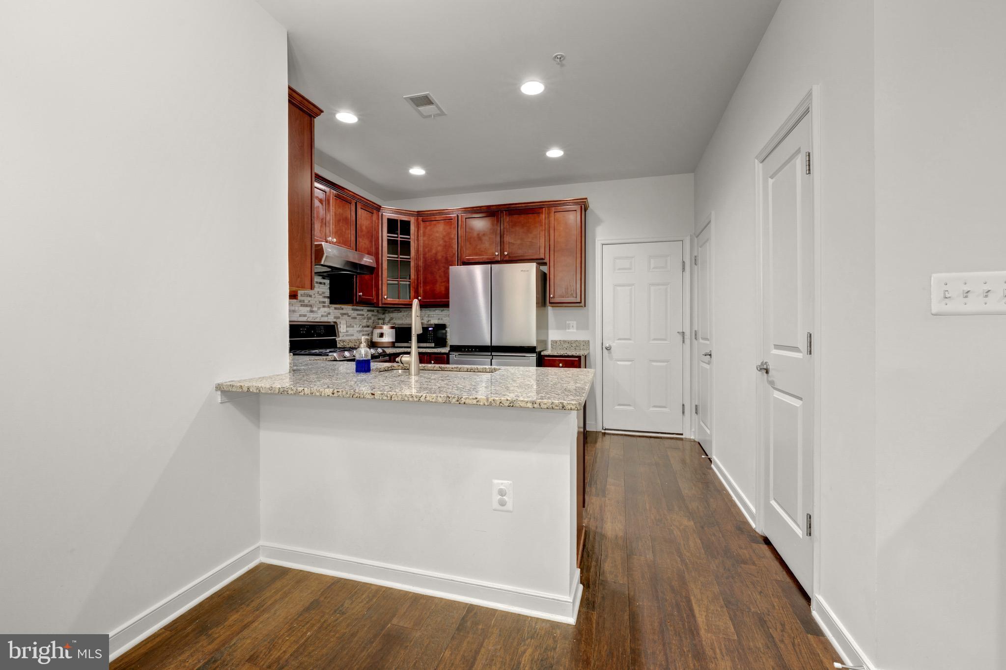 44100 VAIRA TERRACE