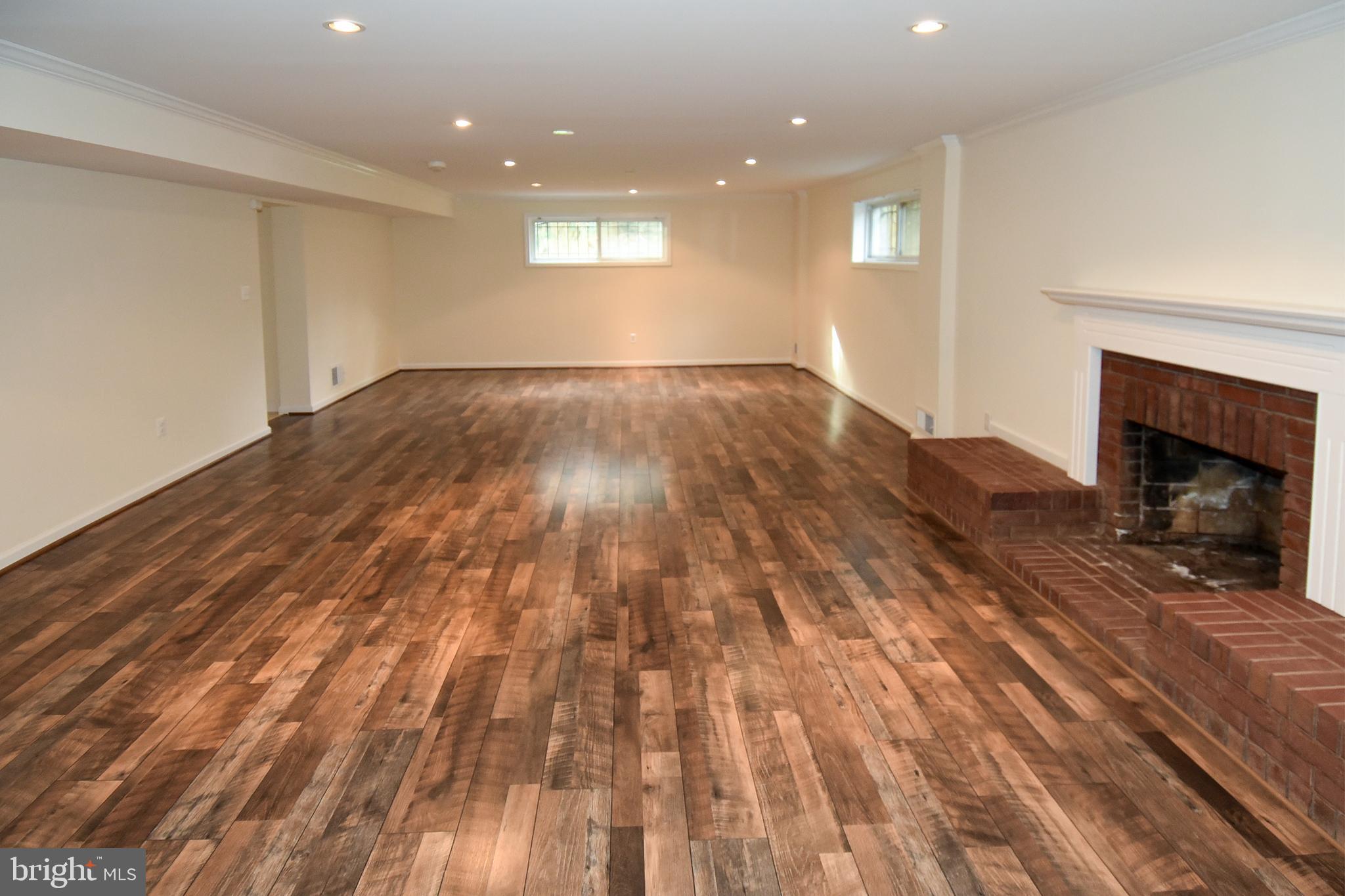 DOVER BALMORAL RIVERWOOD - Residential