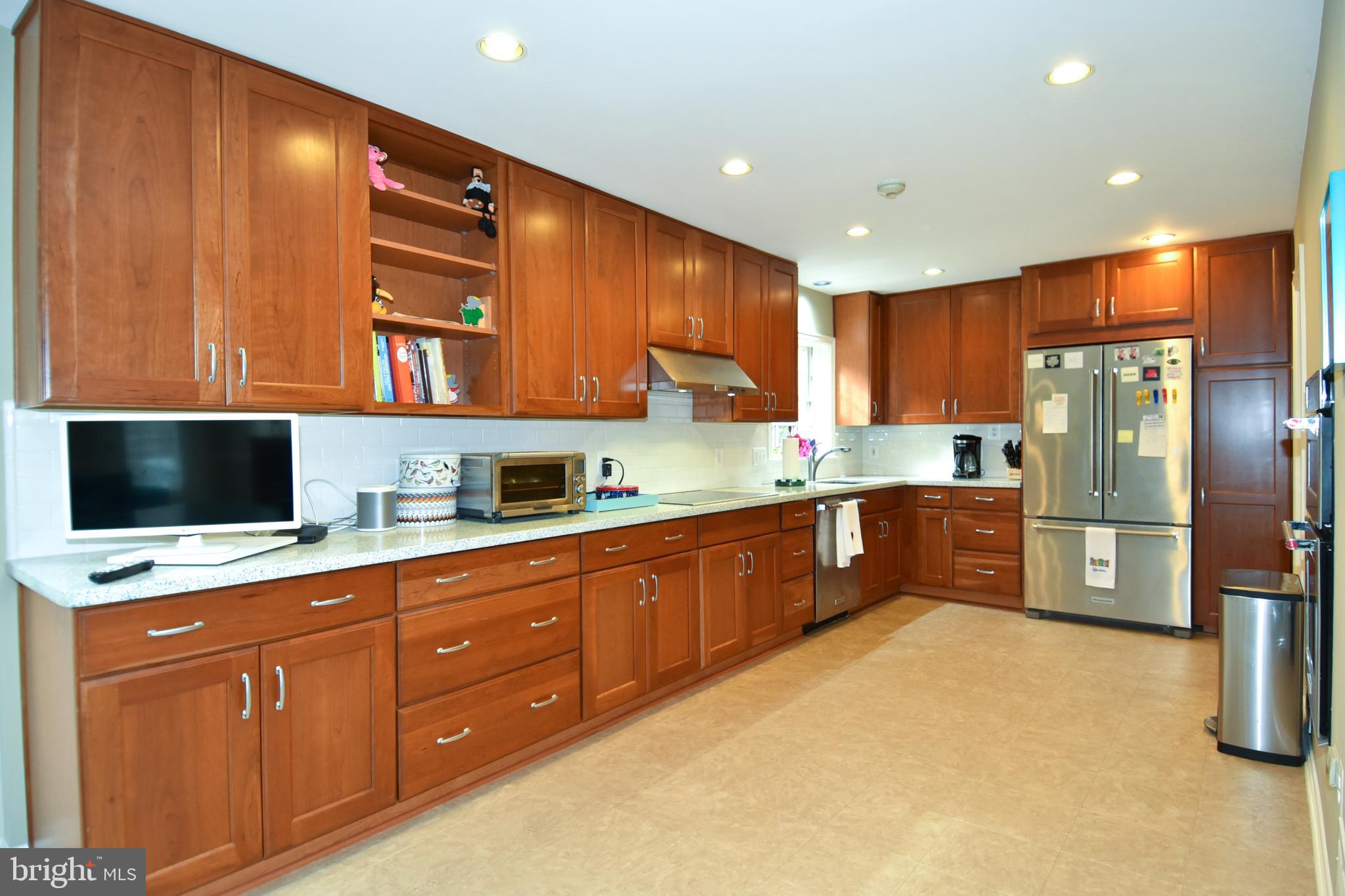 DOVER BALMORAL RIVERWOOD - Residential