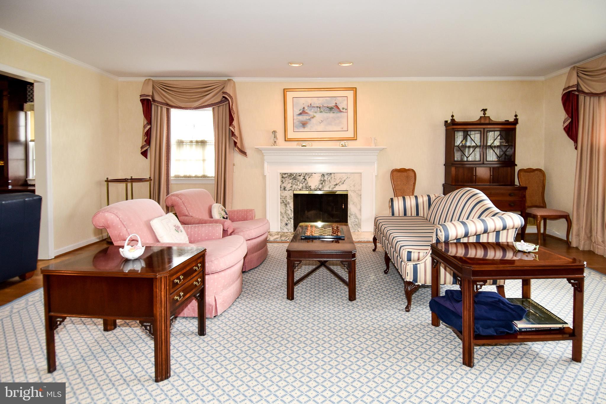 DOVER BALMORAL RIVERWOOD - Residential