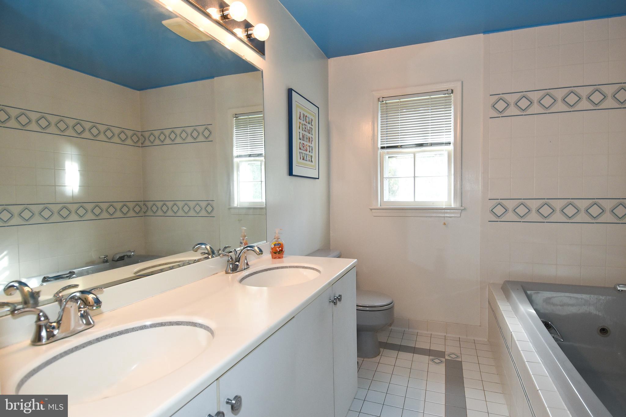 DOVER BALMORAL RIVERWOOD - Residential