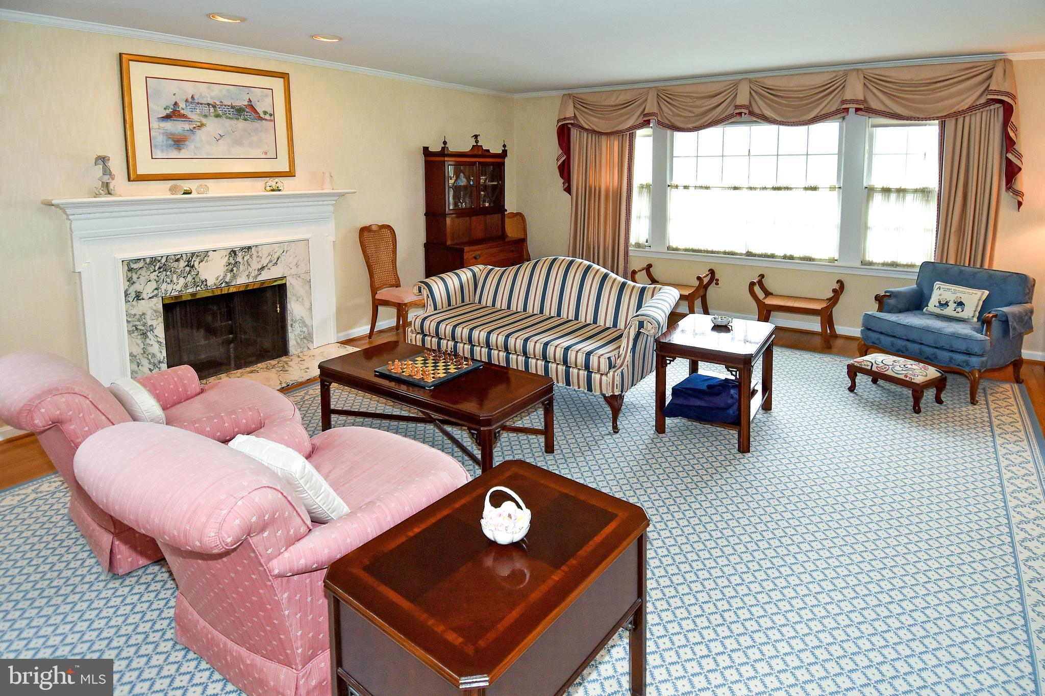 DOVER BALMORAL RIVERWOOD - Residential