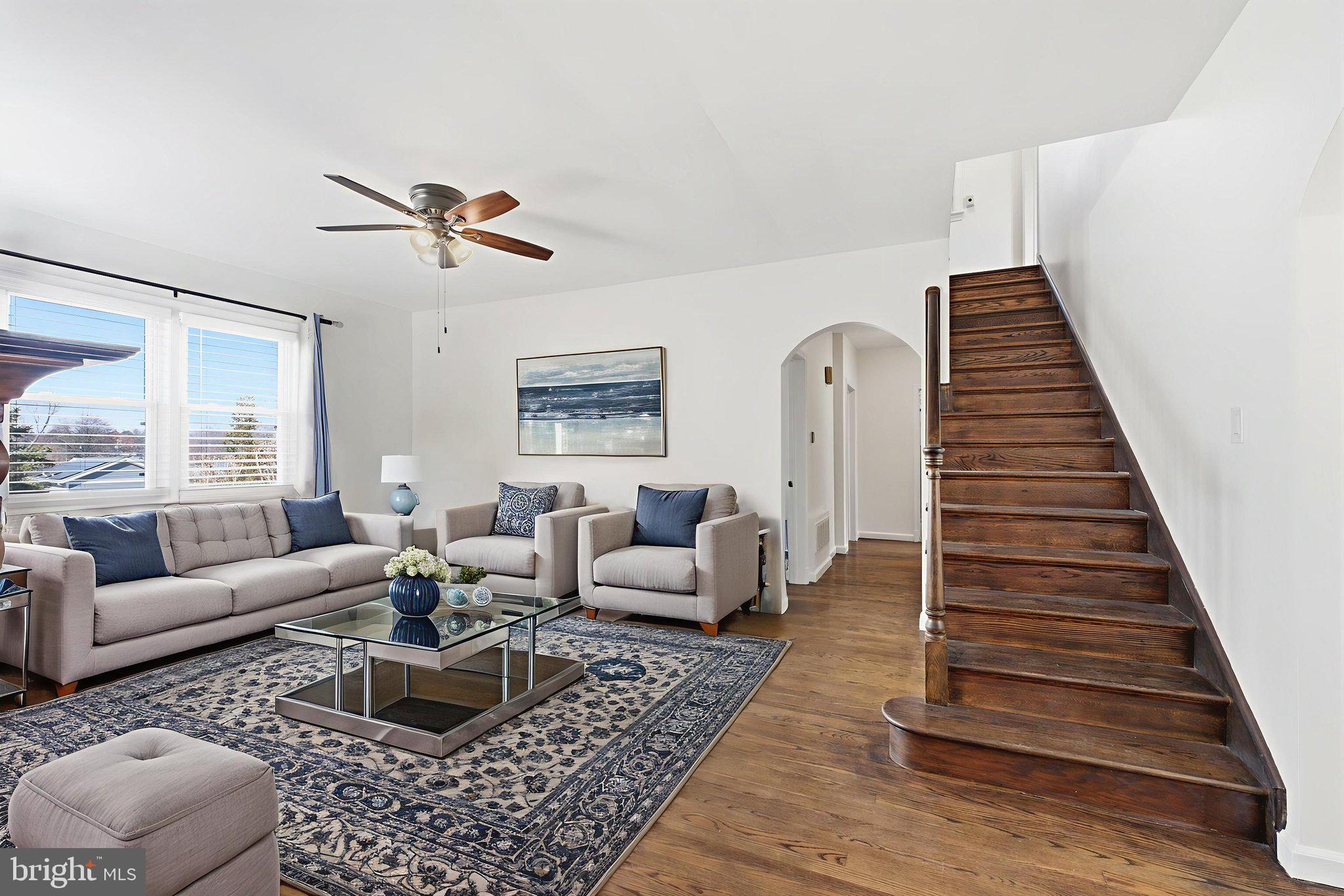 3225 CHESTNUT STREET NE