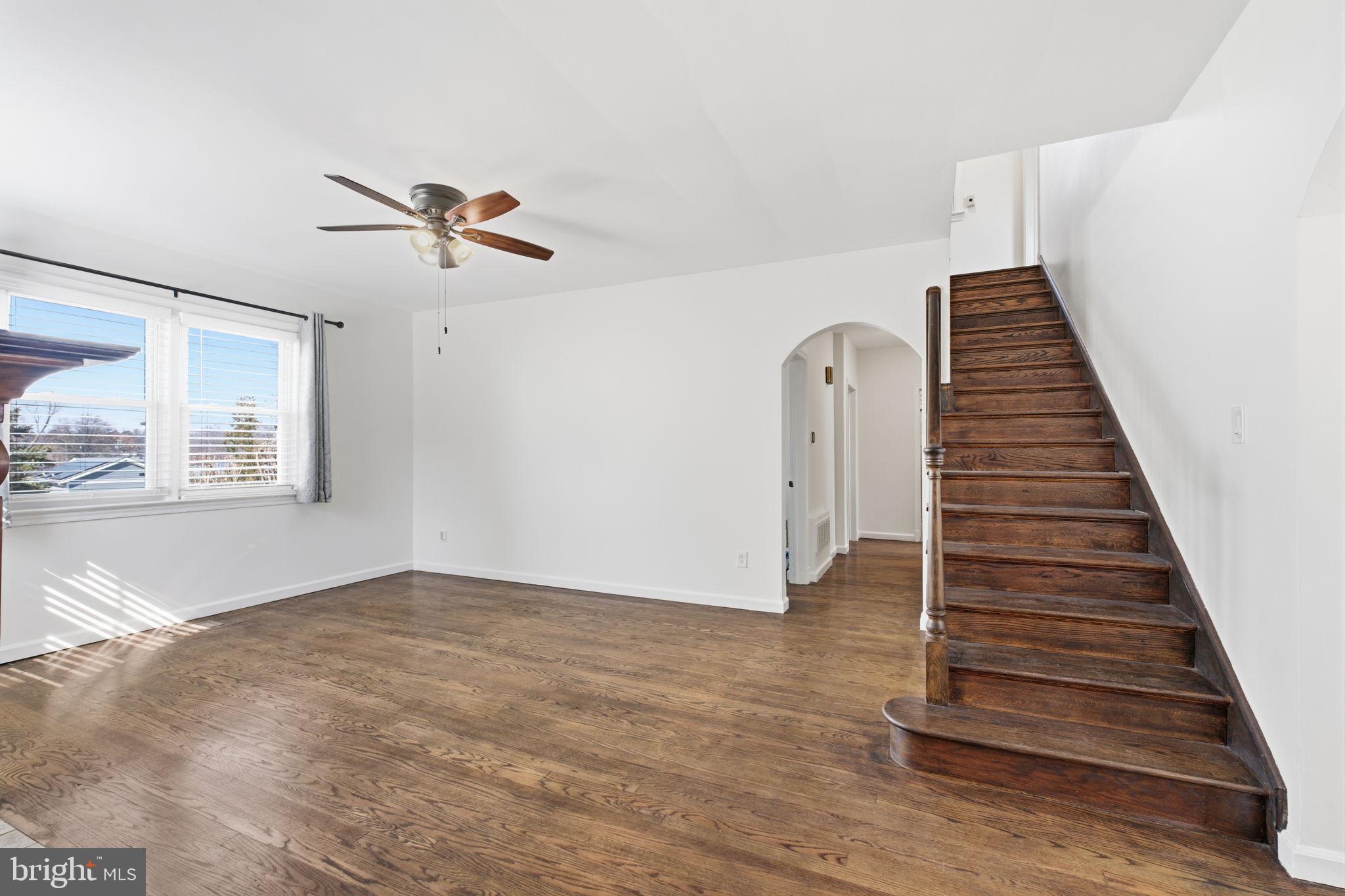 3225 CHESTNUT STREET NE