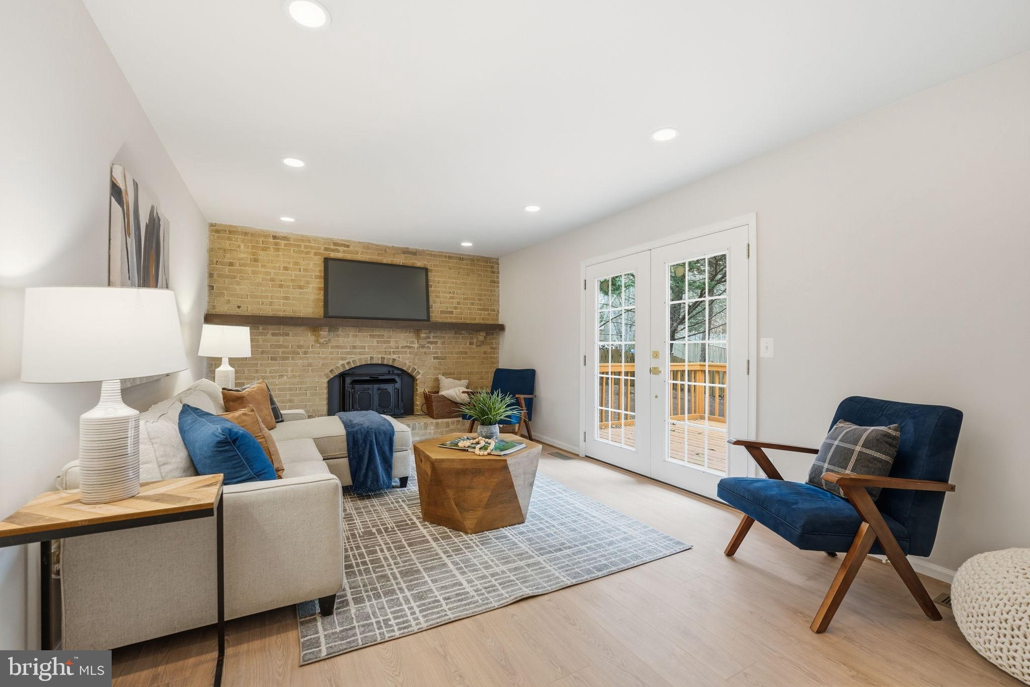 POPLAR TREE ESTATES - Residential