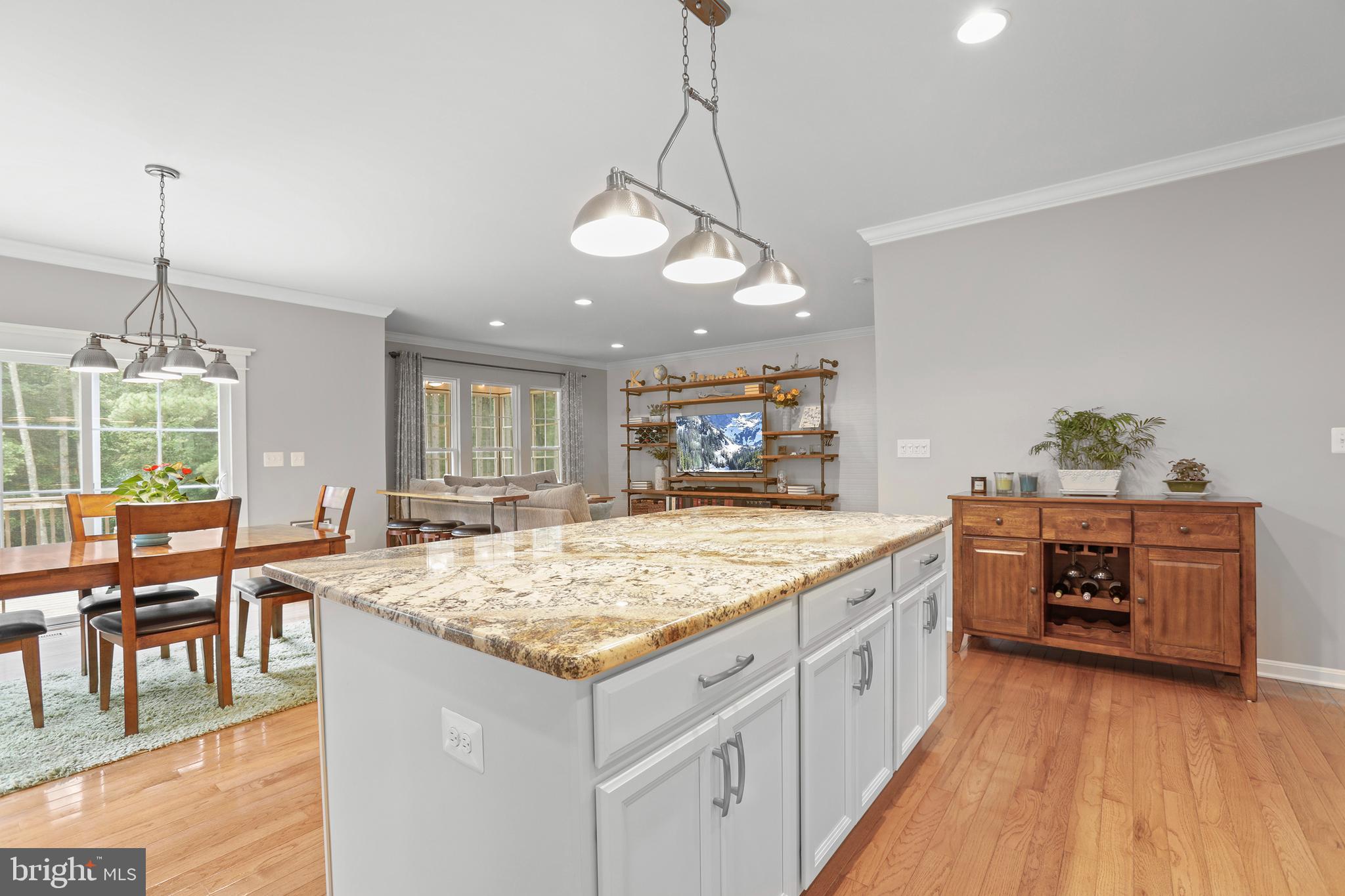 SOUTHERN HILLS ESTATES - Residential