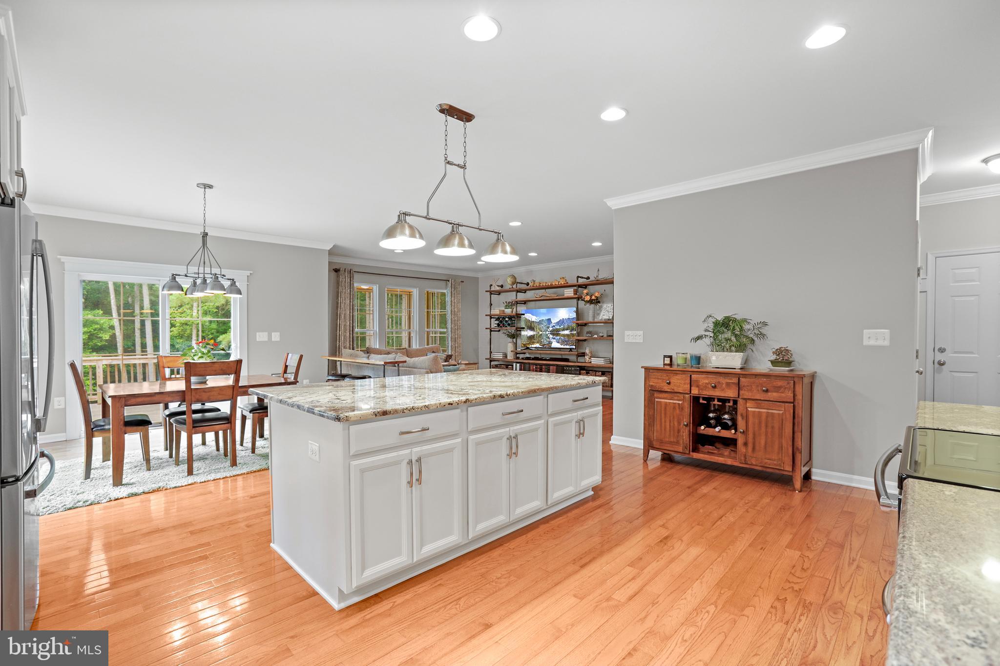 SOUTHERN HILLS ESTATES - Residential