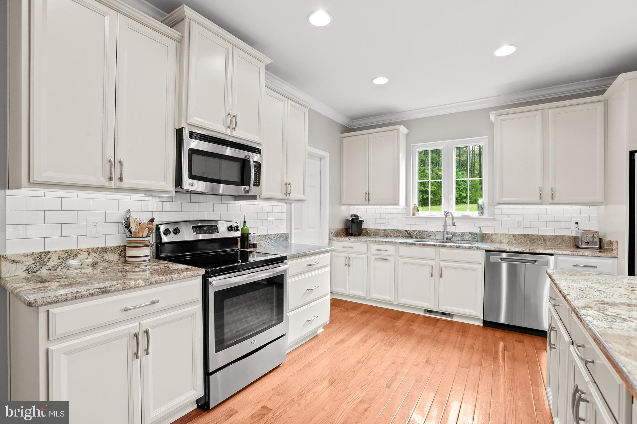 SOUTHERN HILLS ESTATES - Residential