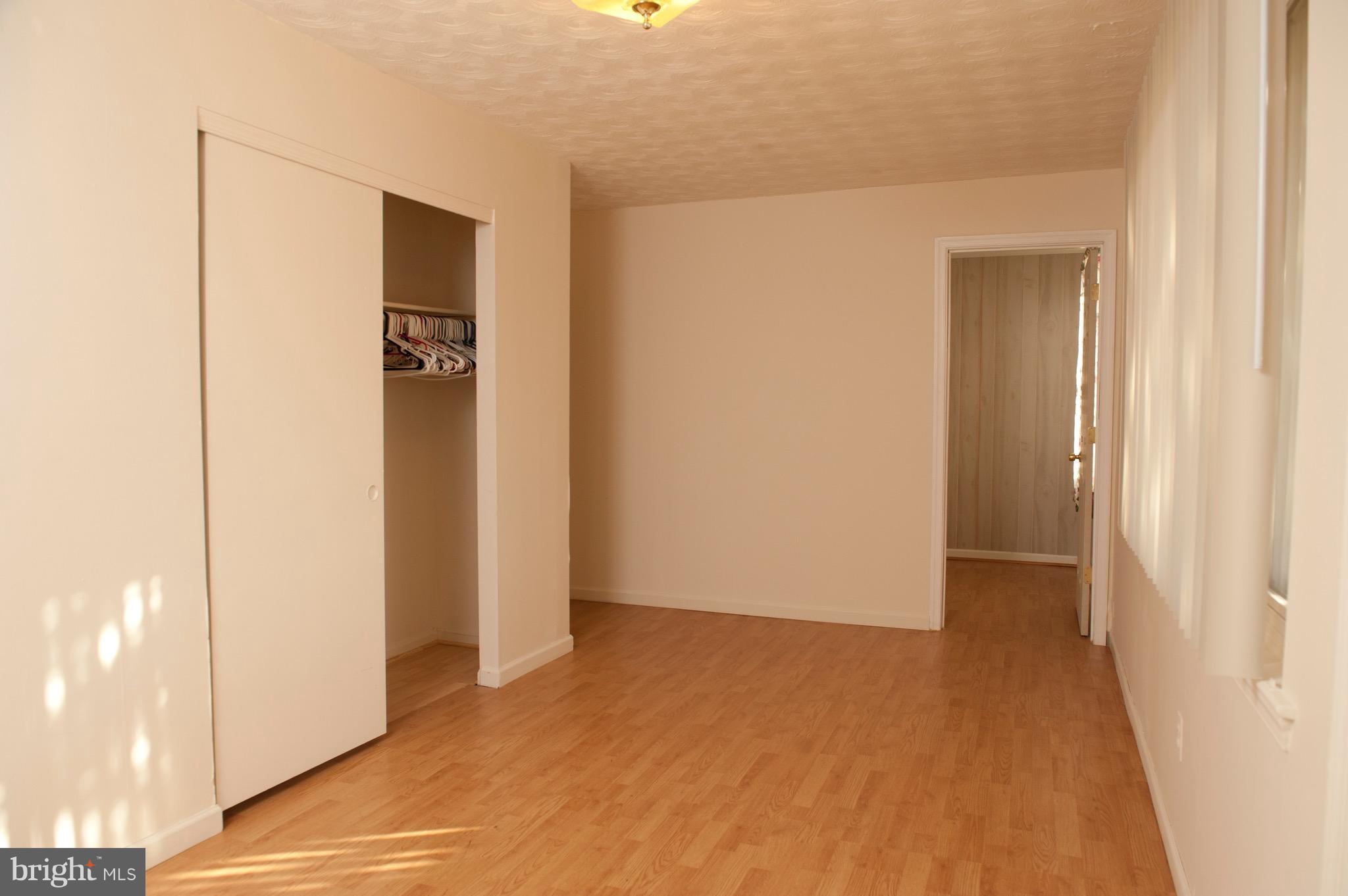 STAFFORD OAKS - Residential Lease