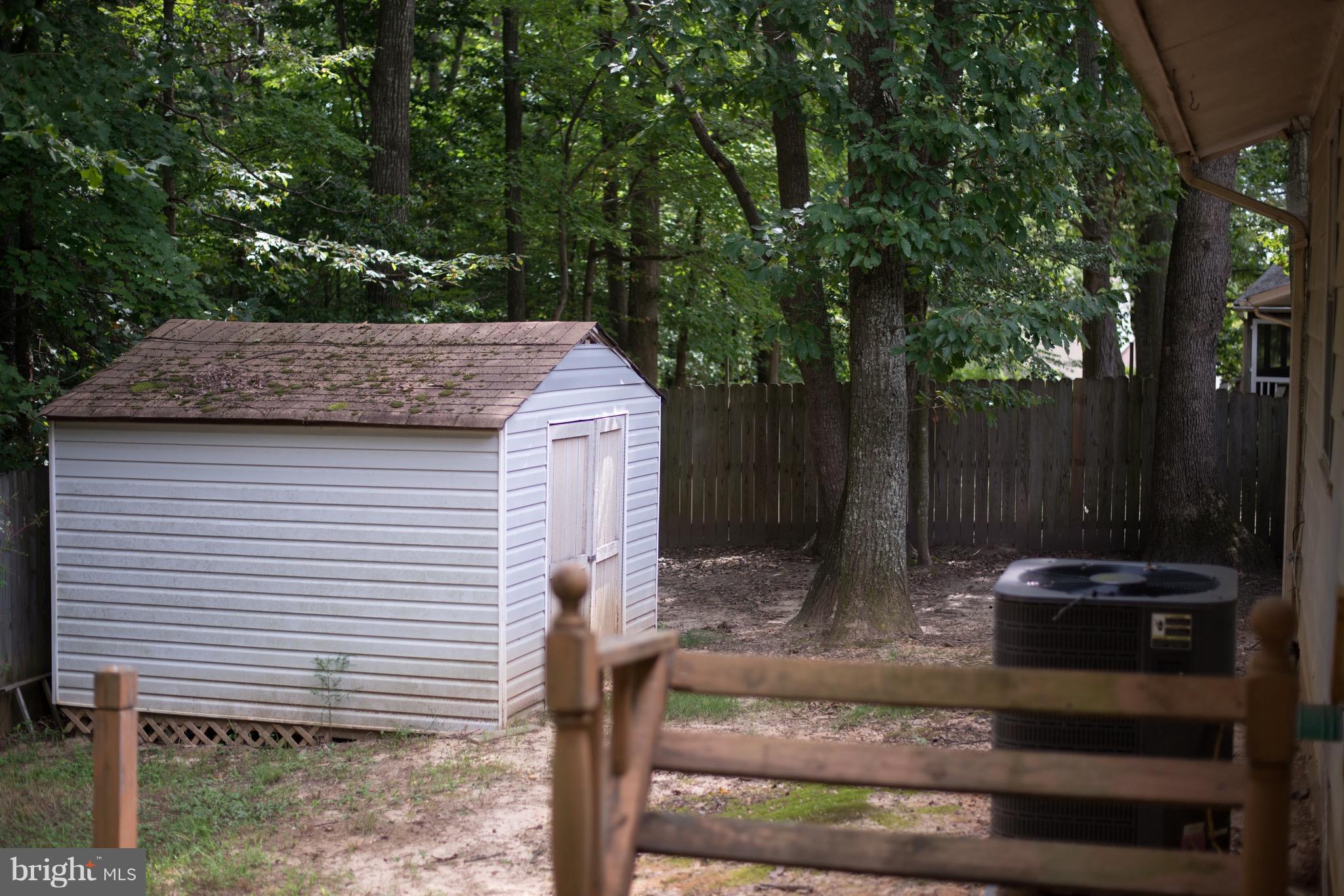 STAFFORD OAKS - Residential Lease