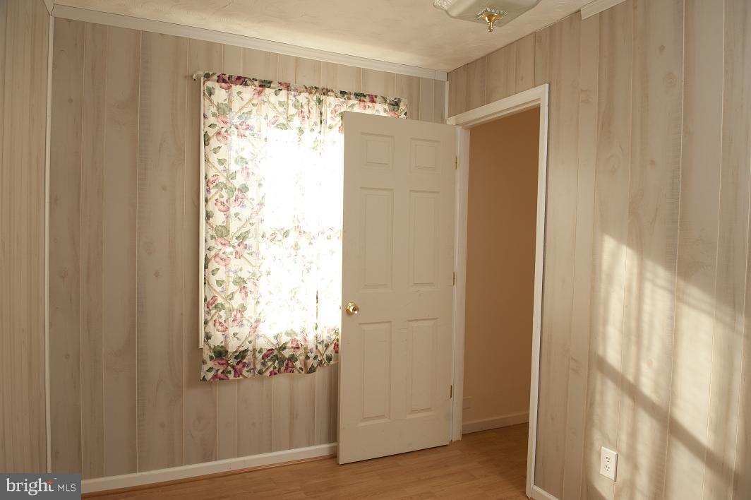 STAFFORD OAKS - Residential Lease