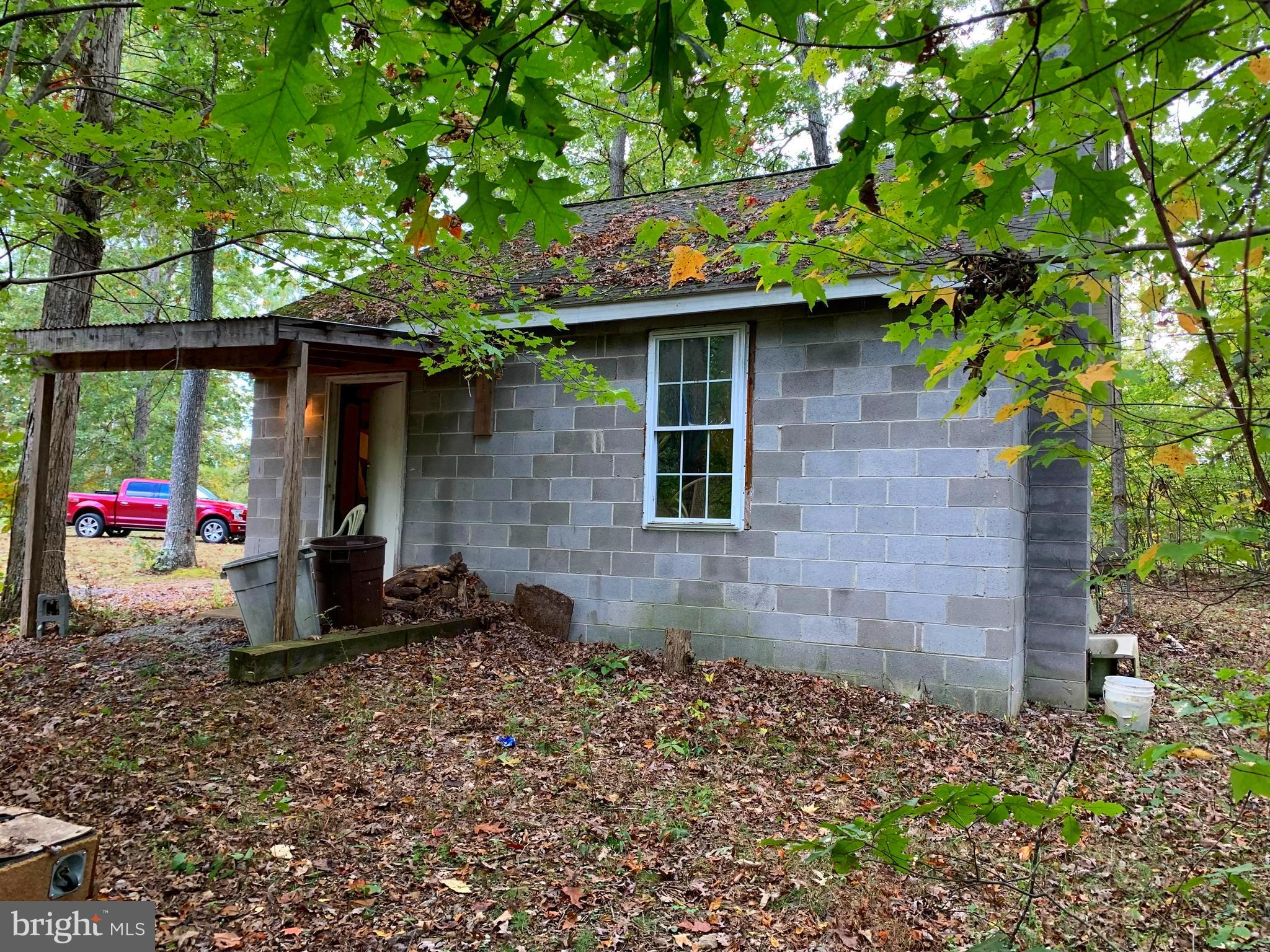 POPLAR SPRINGS - Residential