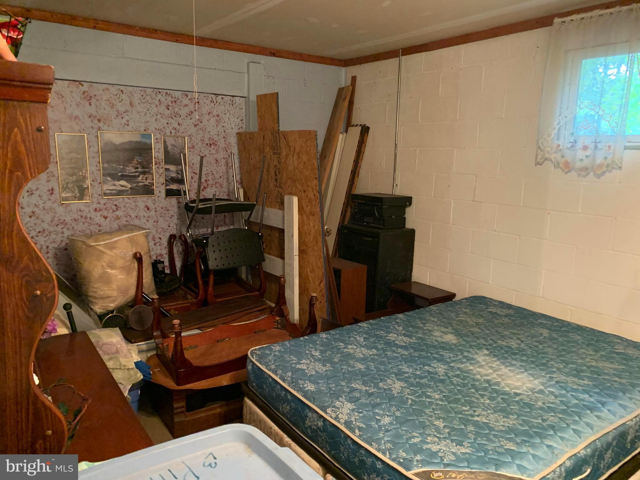 POPLAR SPRINGS - Residential