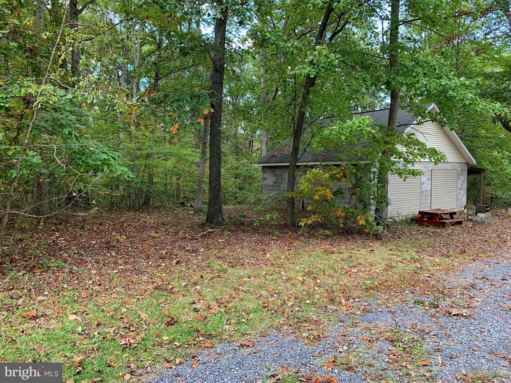 POPLAR SPRINGS - Residential