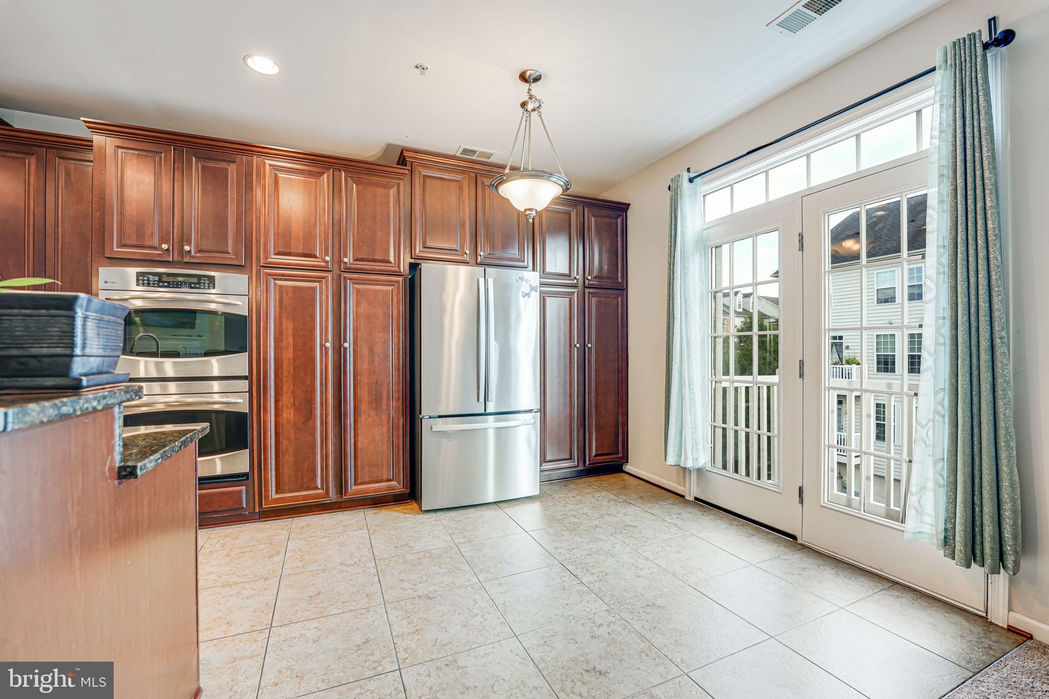 POTOMAC CLUB - Residential