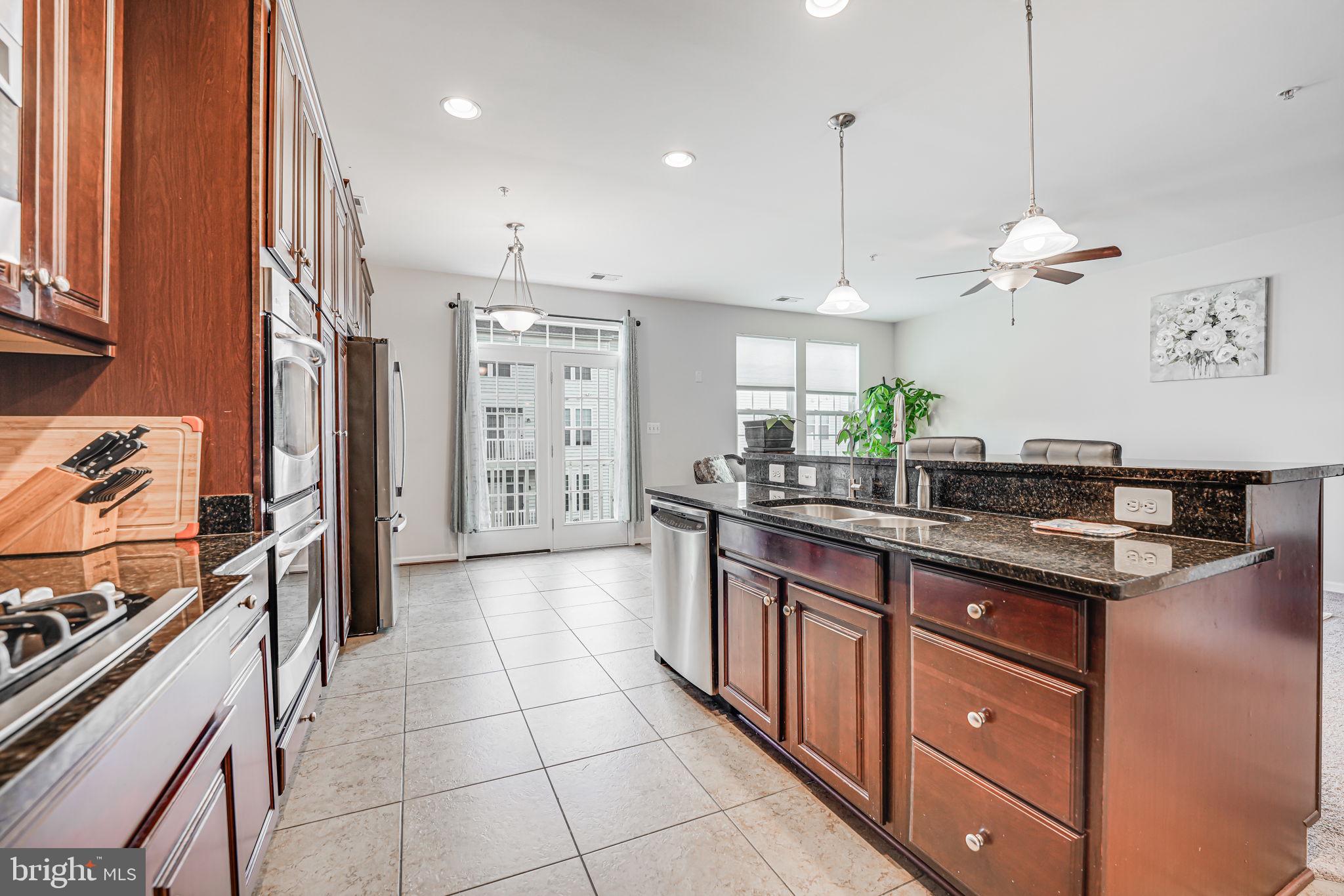 POTOMAC CLUB - Residential