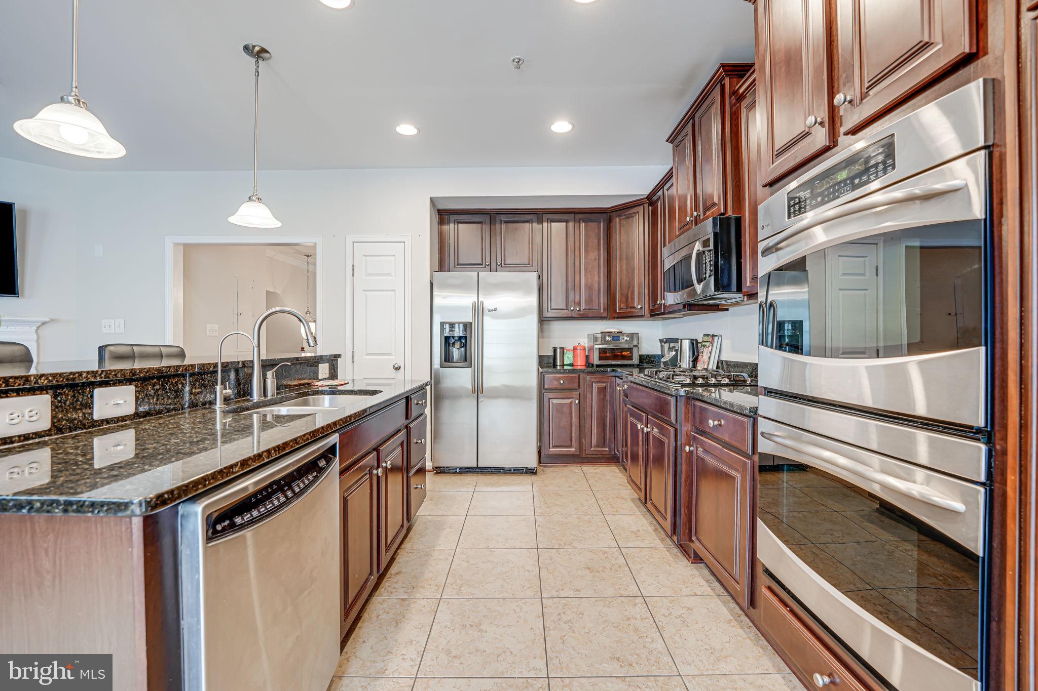 POTOMAC CLUB - Residential