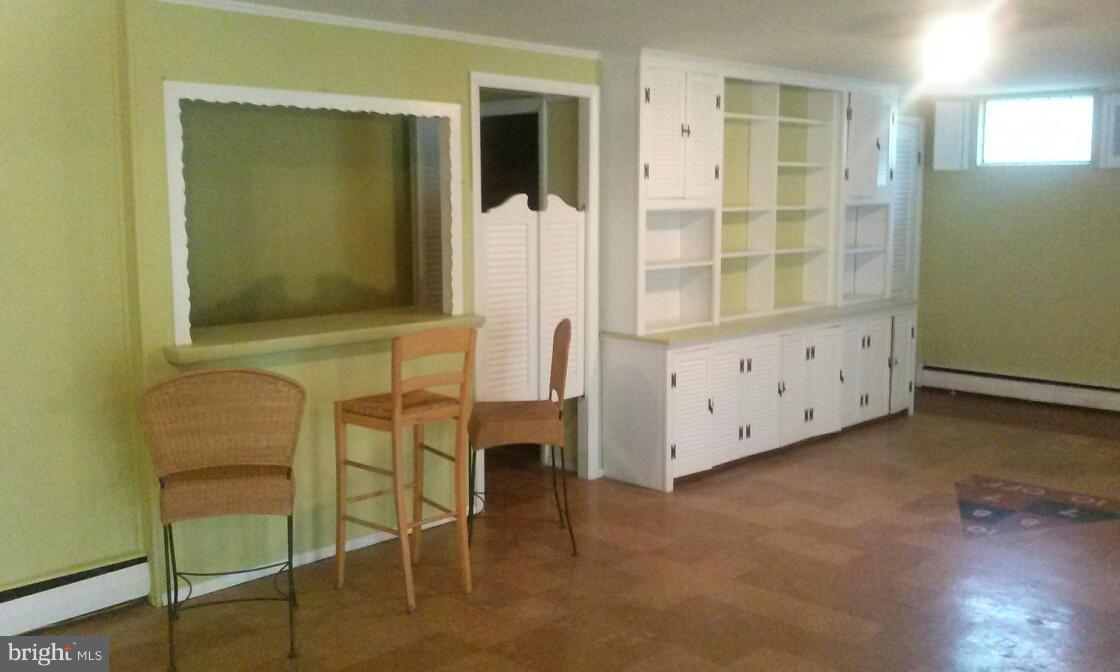 SUBURBAN GREENS - Residential