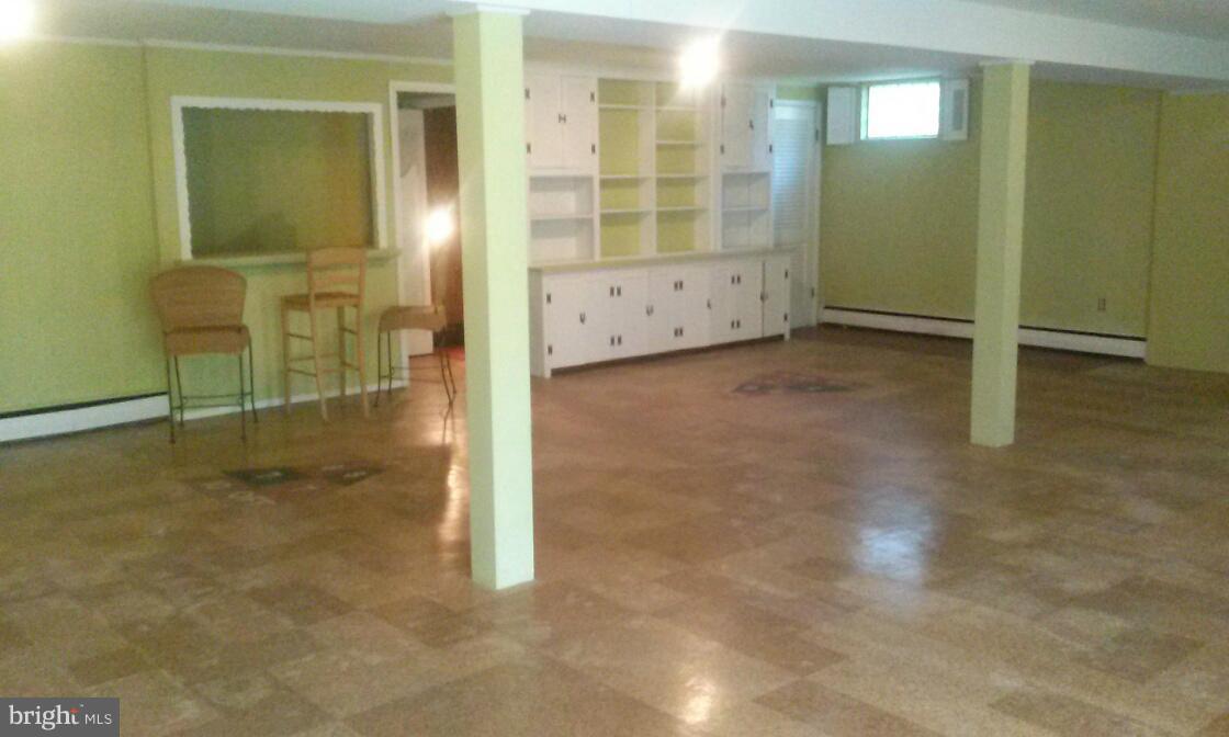 SUBURBAN GREENS - Residential