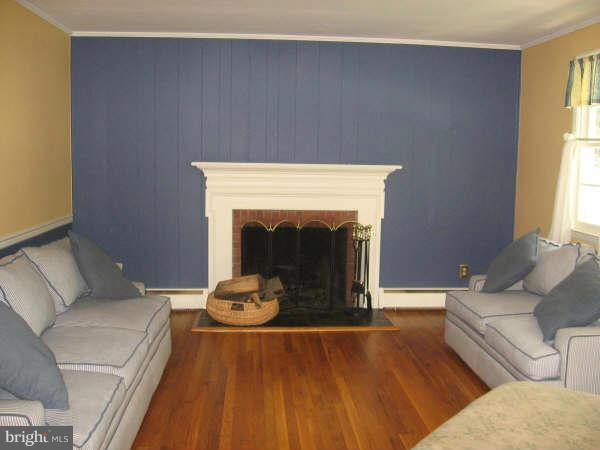 SUBURBAN GREENS - Residential