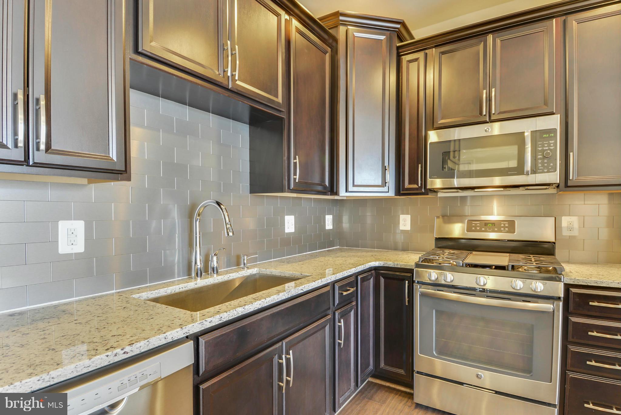 BUCKINGHAM AT LOUDOUN VALLEY - Residential Lease