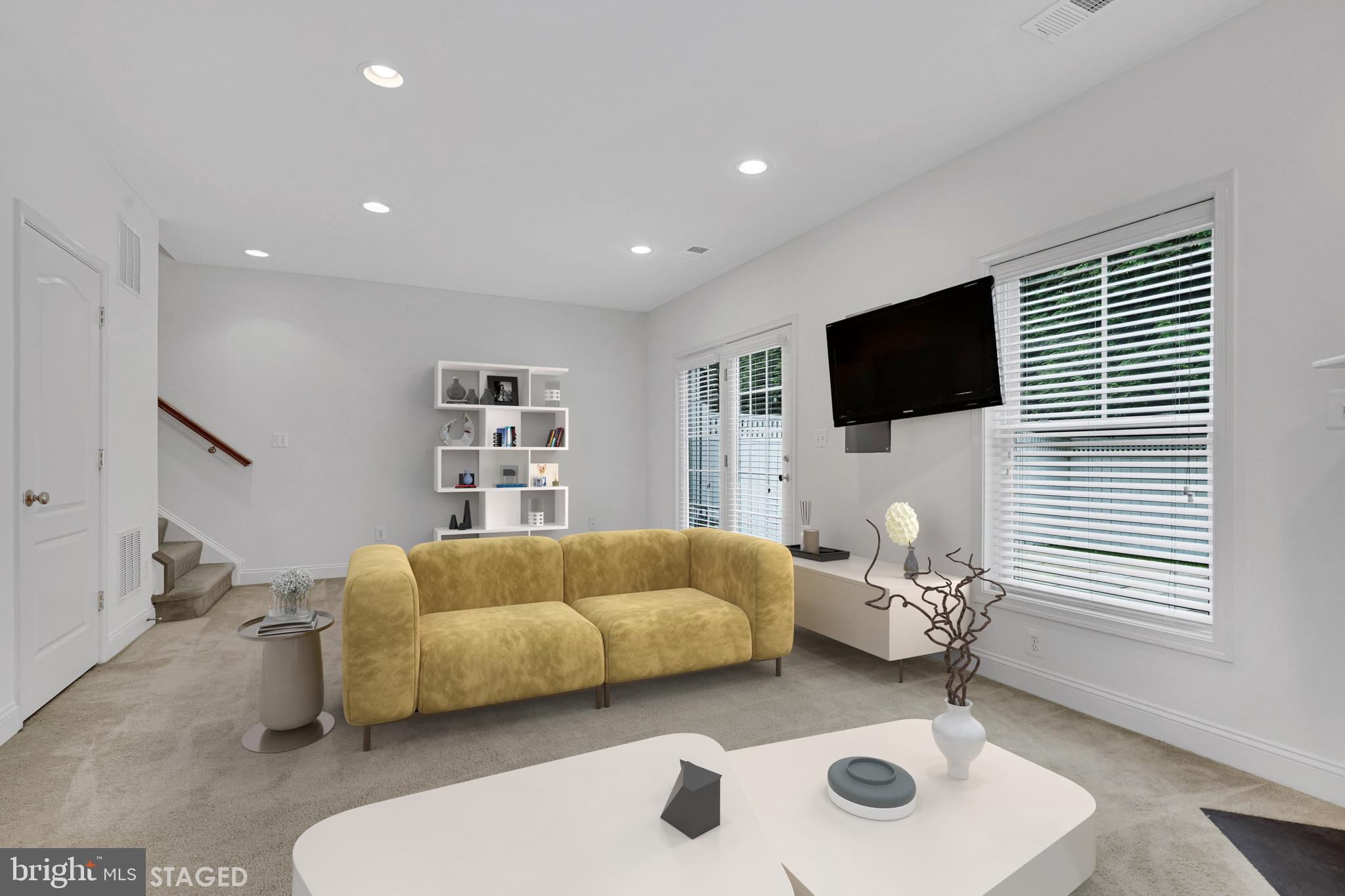 FONTAINE AT PRESIDENTS - Residential