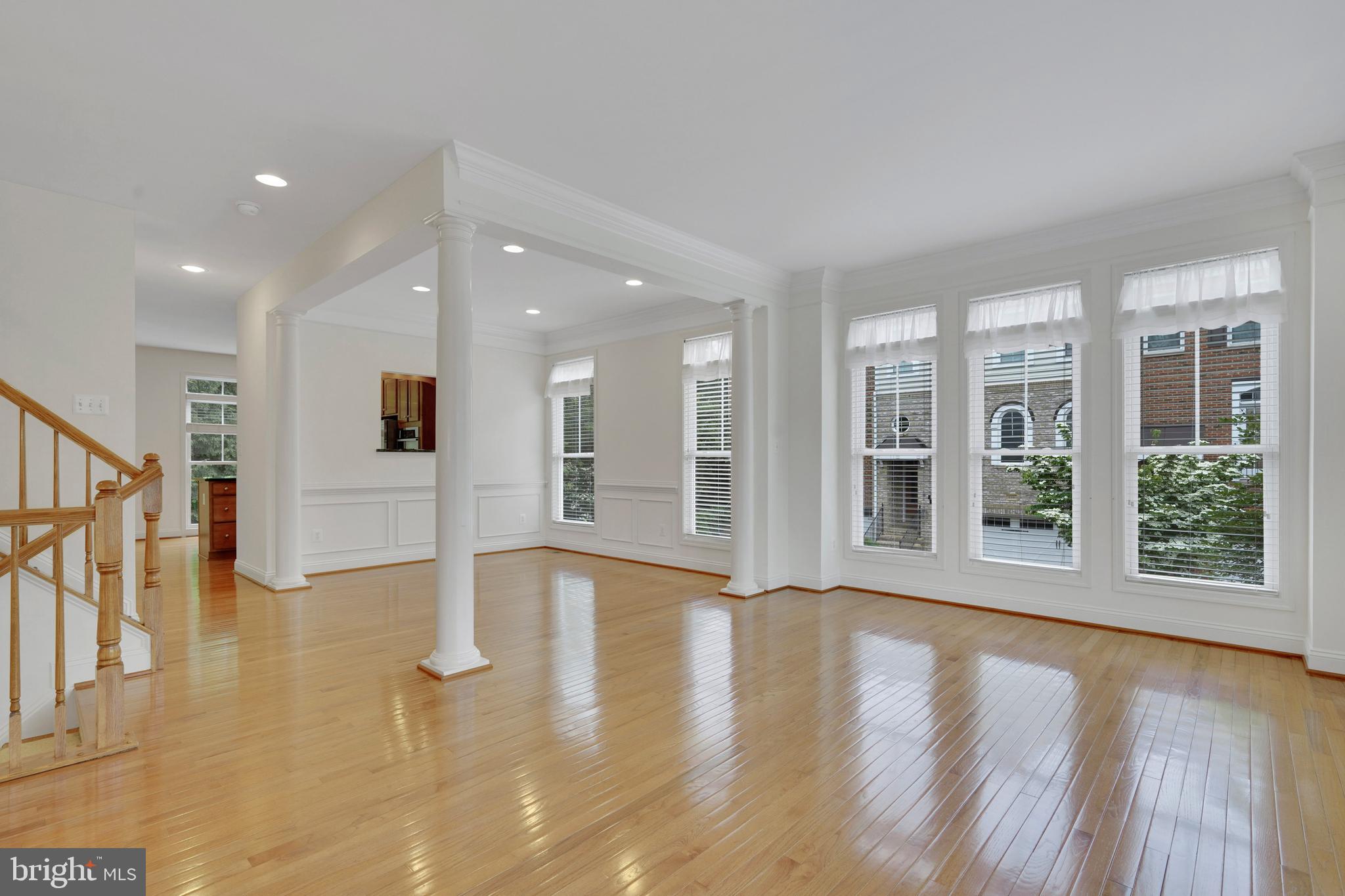 FONTAINE AT PRESIDENTS - Residential