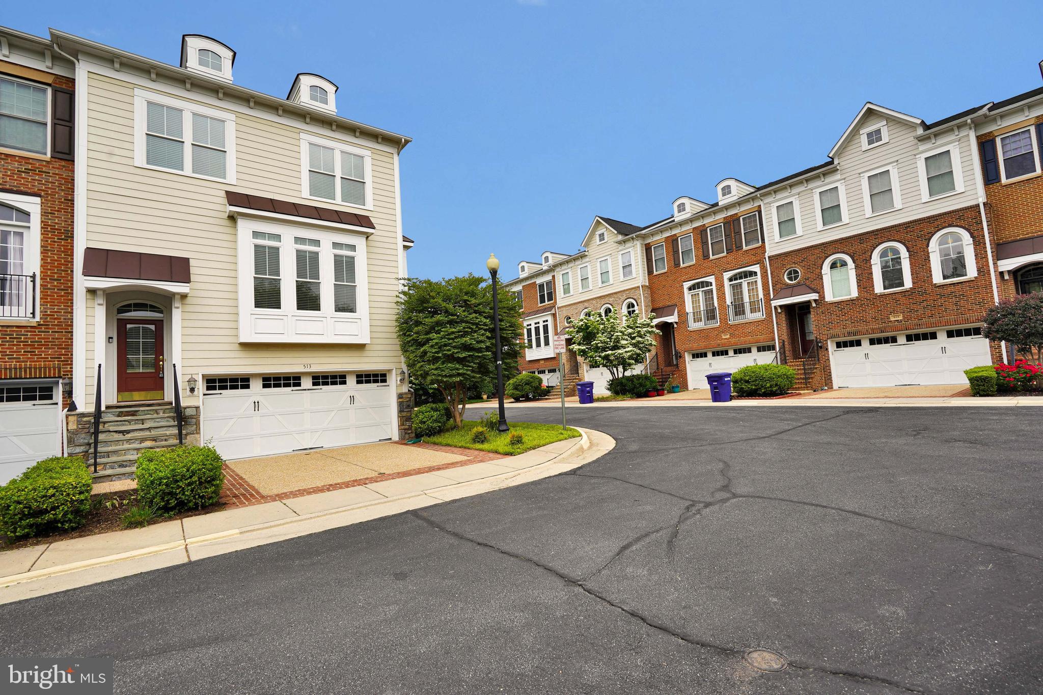 FONTAINE AT PRESIDENTS - Residential