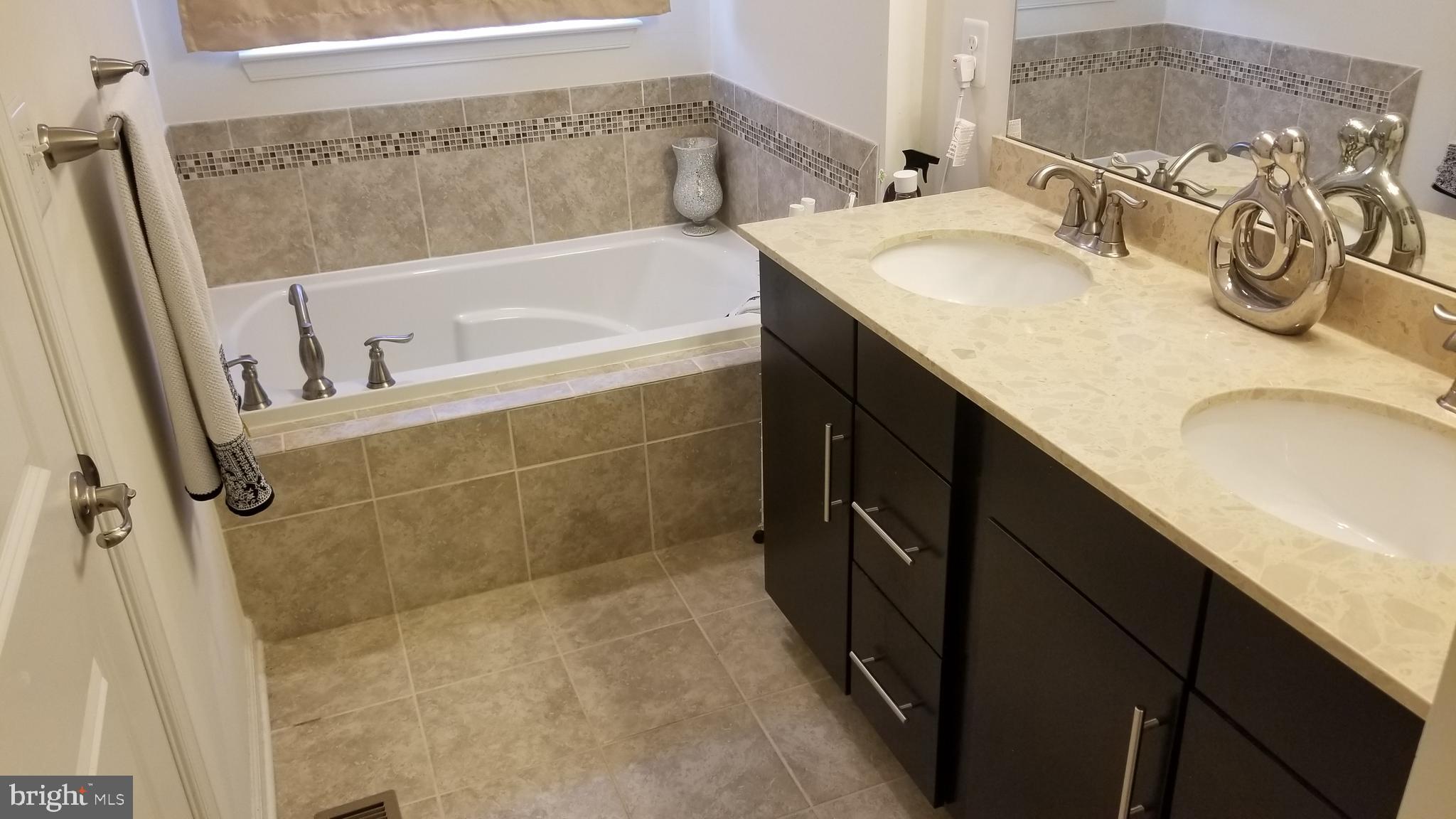 GREENBELT STATION - Residential Lease