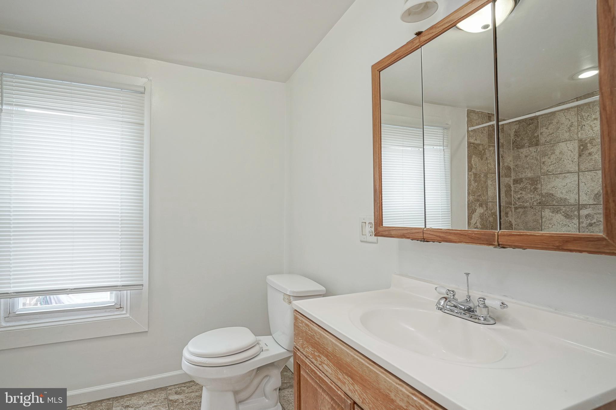 POINT BREEZE - Residential Lease