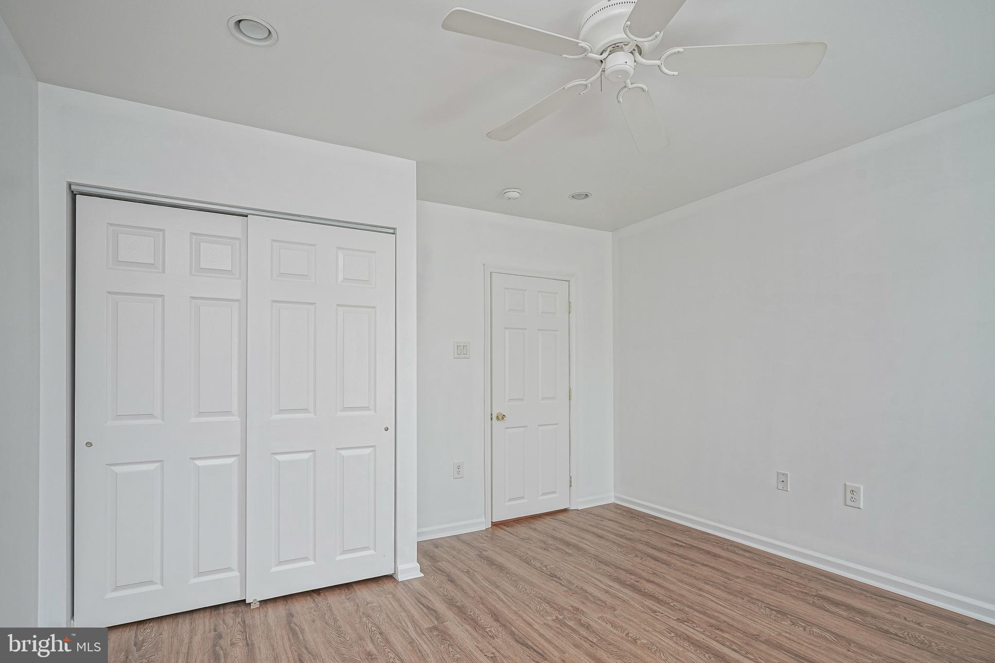 POINT BREEZE - Residential Lease