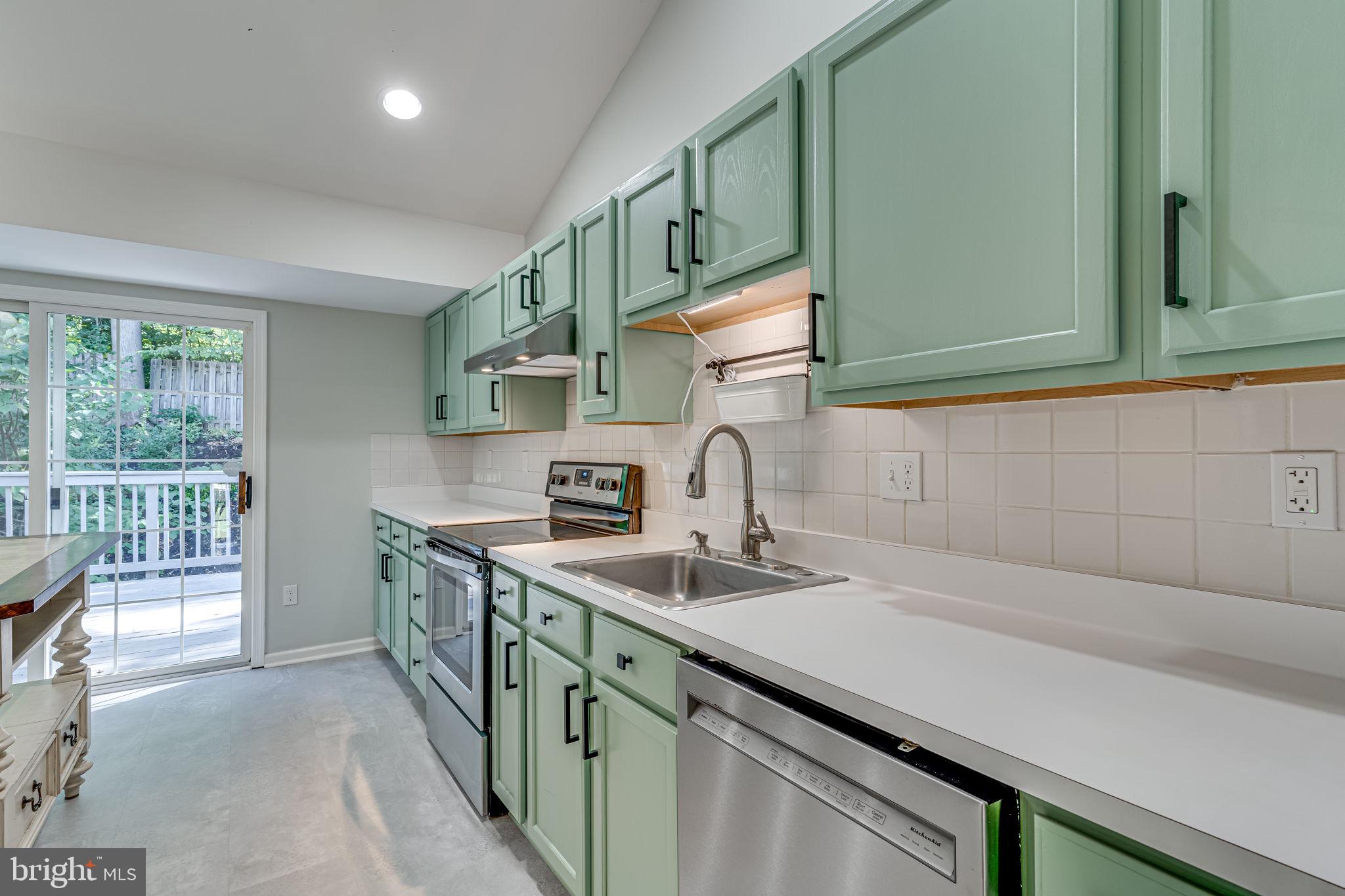 STONEBRIDGE AT WIDEWATER - Residential Lease