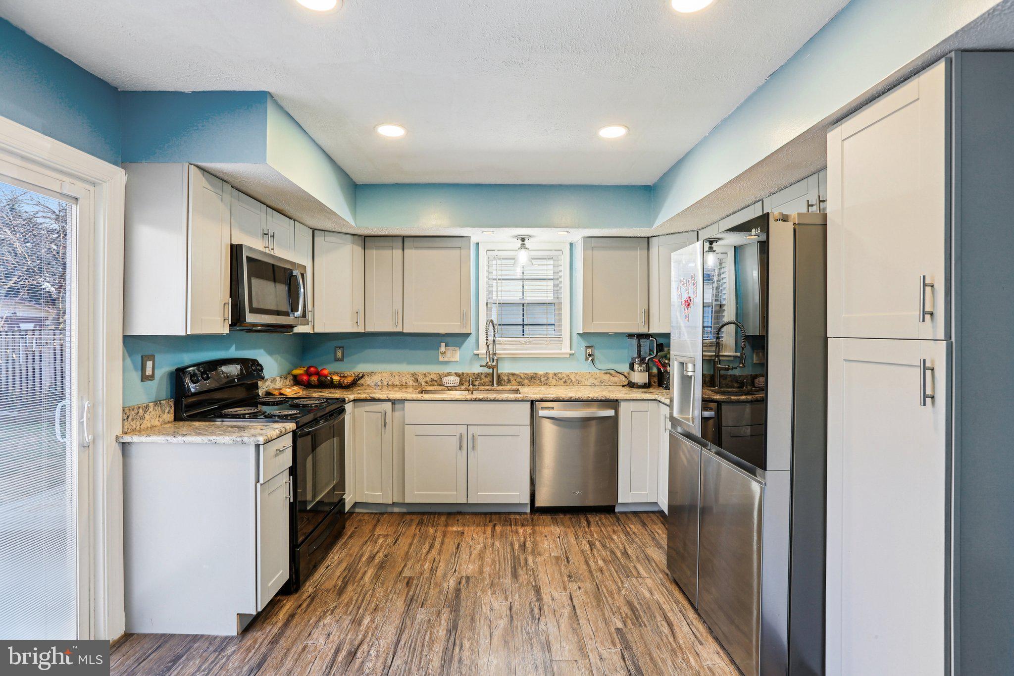 CAPE ST CLAIRE - Residential