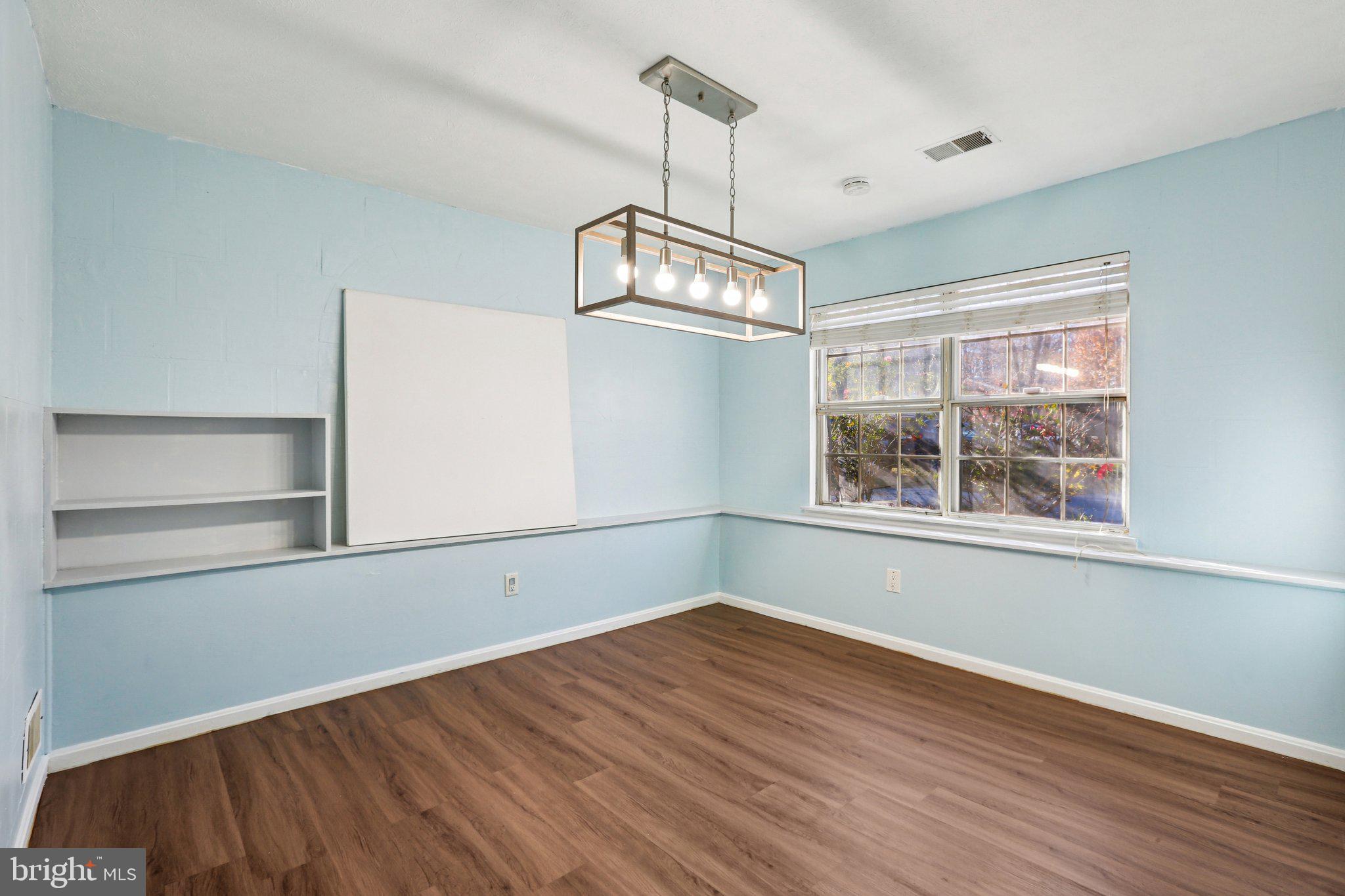 CAPE ST CLAIRE - Residential