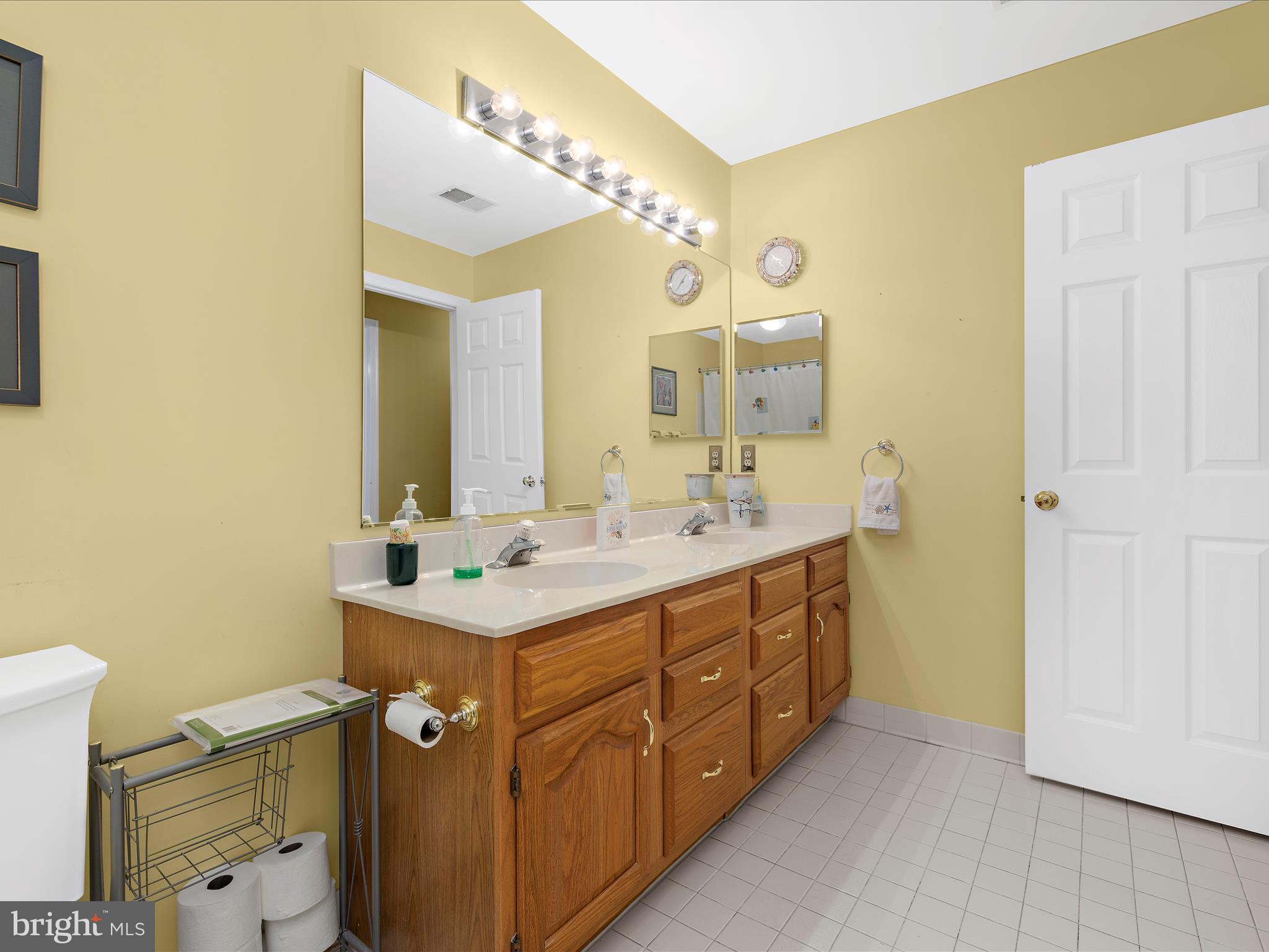 CHAPMAN FARM AT CROFTON - Residential