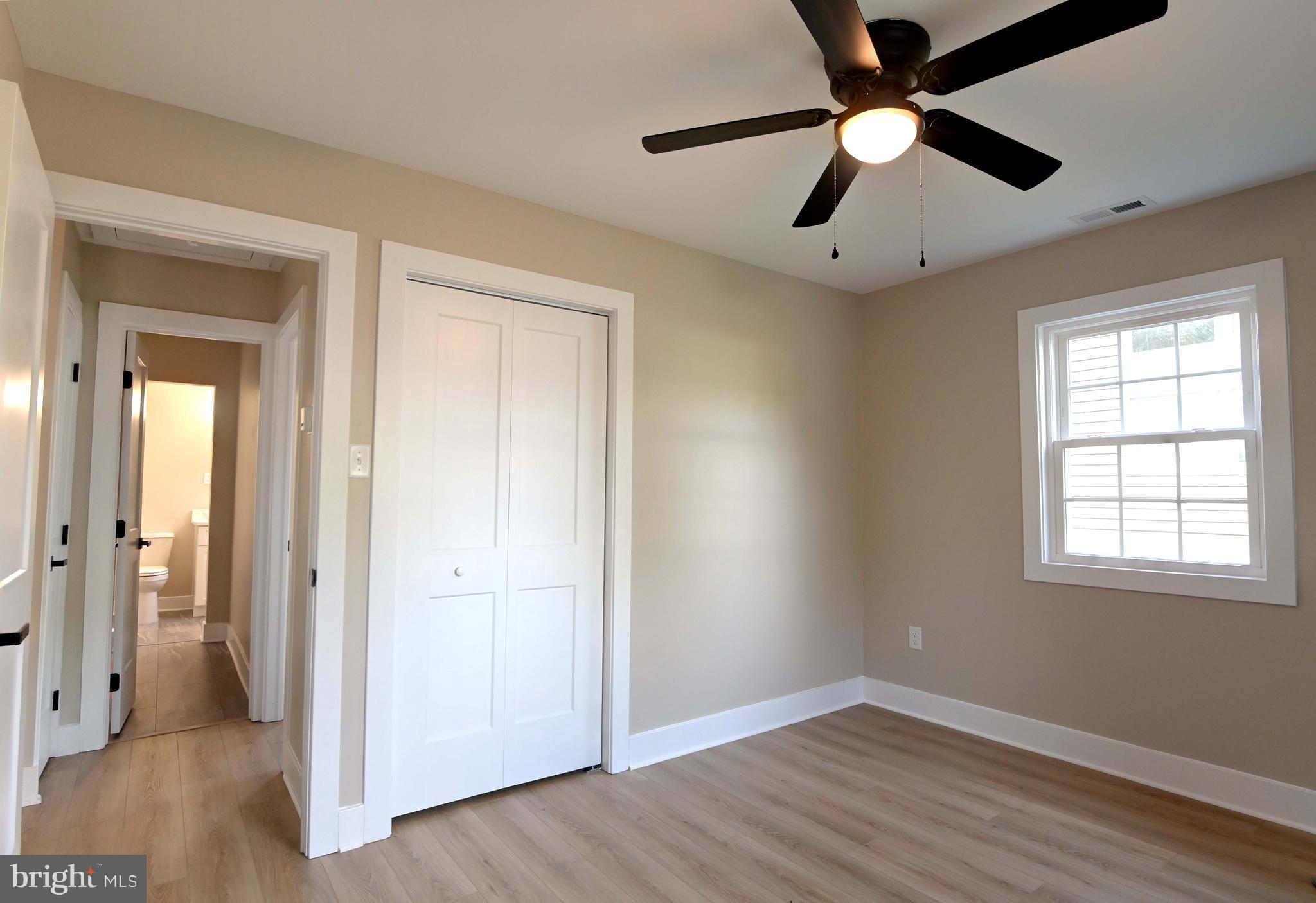 LONG BEACH - Residential Lease