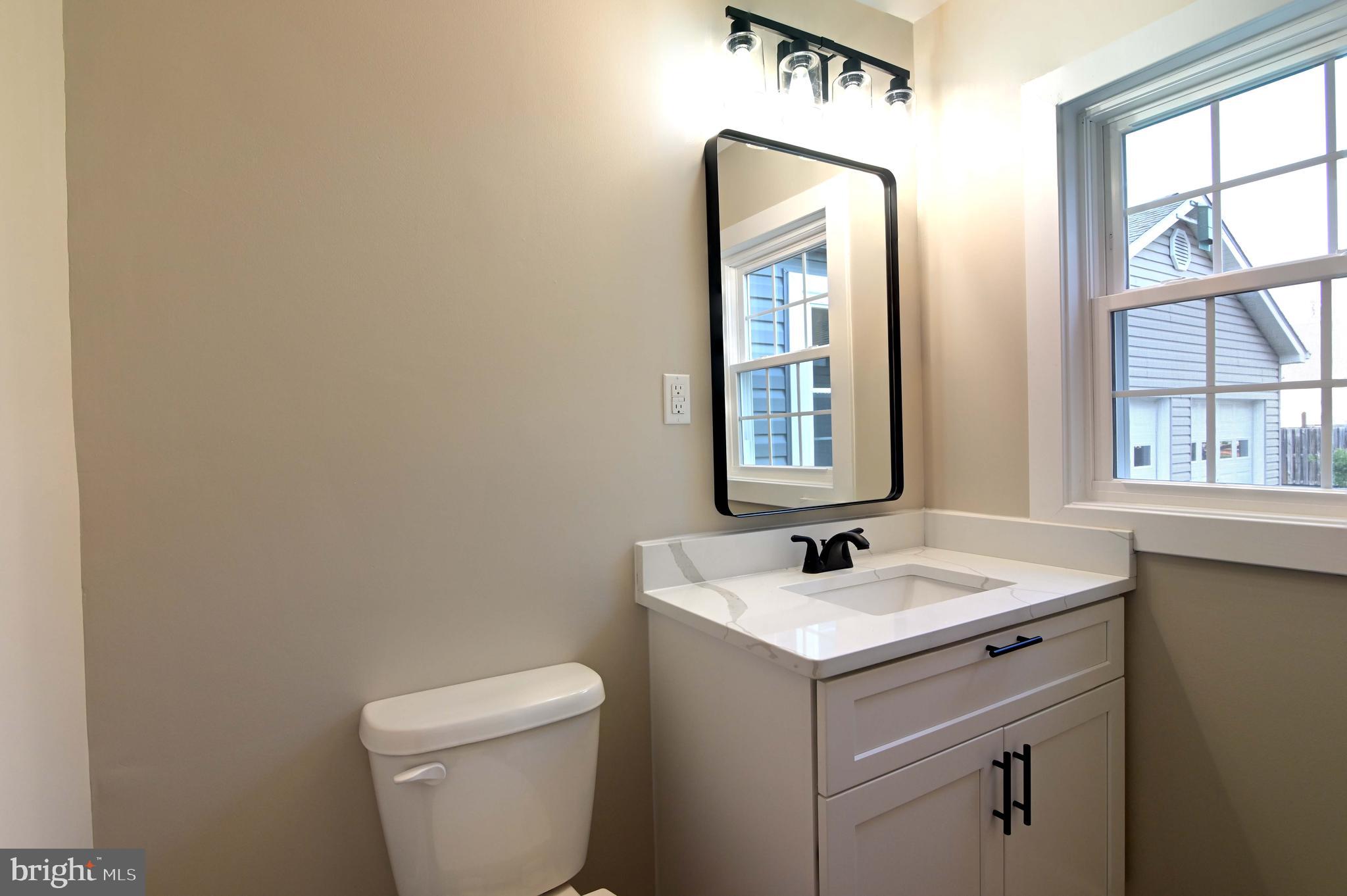 LONG BEACH - Residential Lease