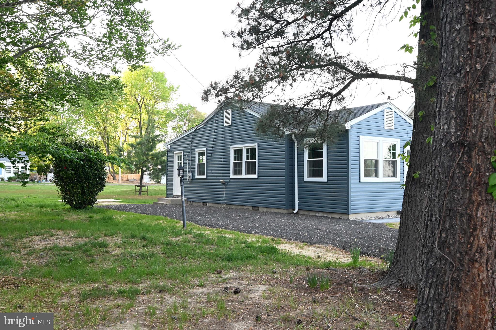 LONG BEACH - Residential Lease