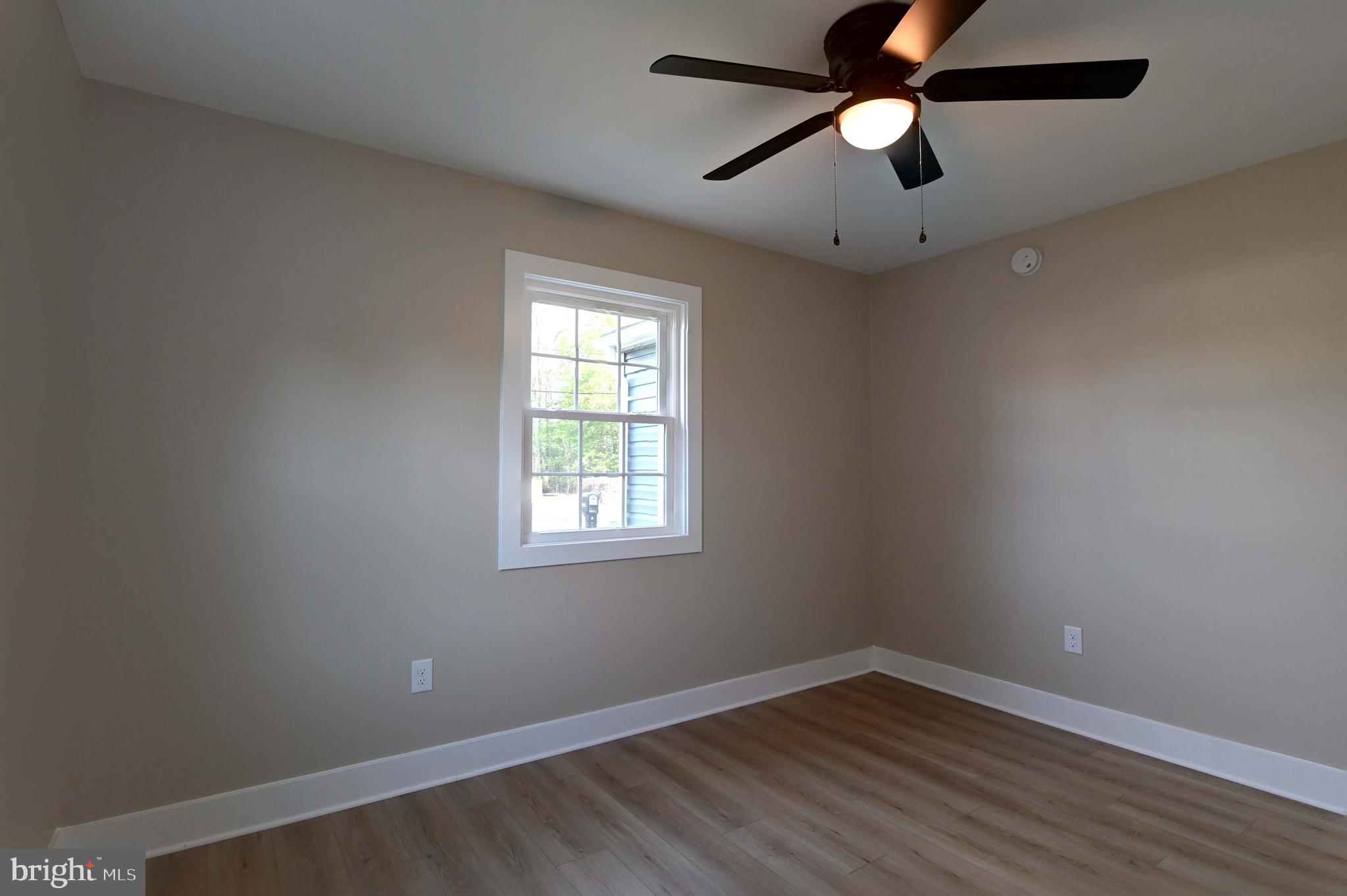 LONG BEACH - Residential Lease