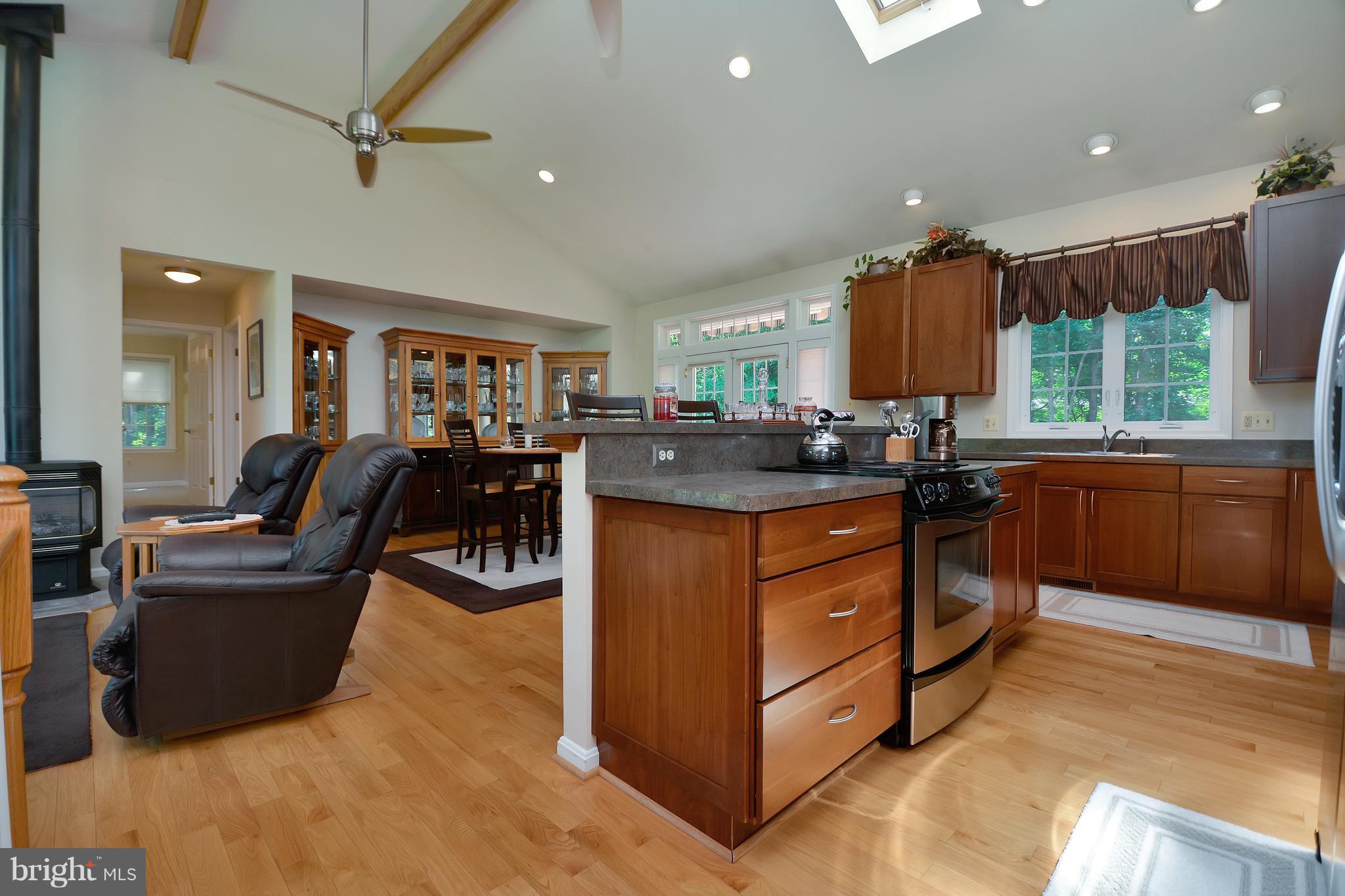 ROSE HILL FARMS - Residential