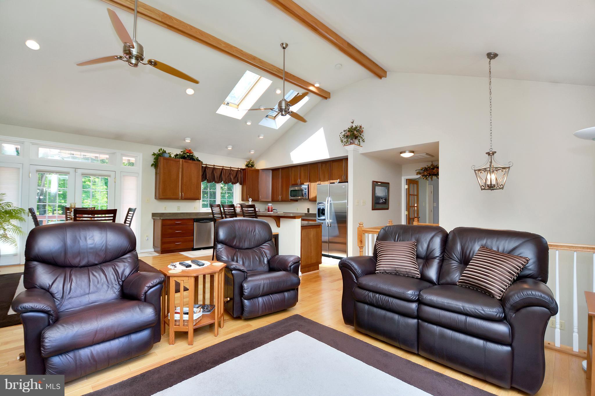 ROSE HILL FARMS - Residential