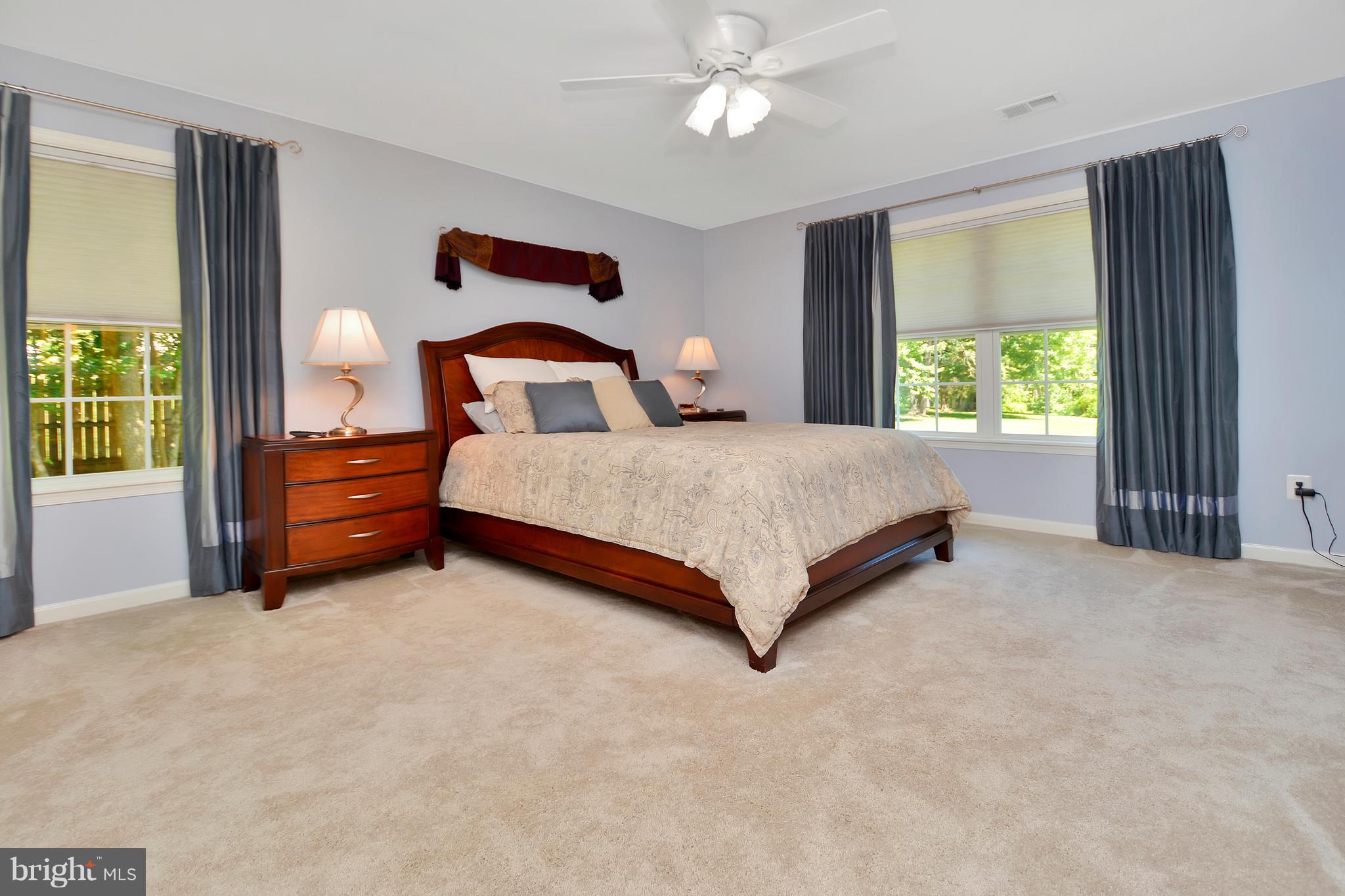 ROSE HILL FARMS - Residential