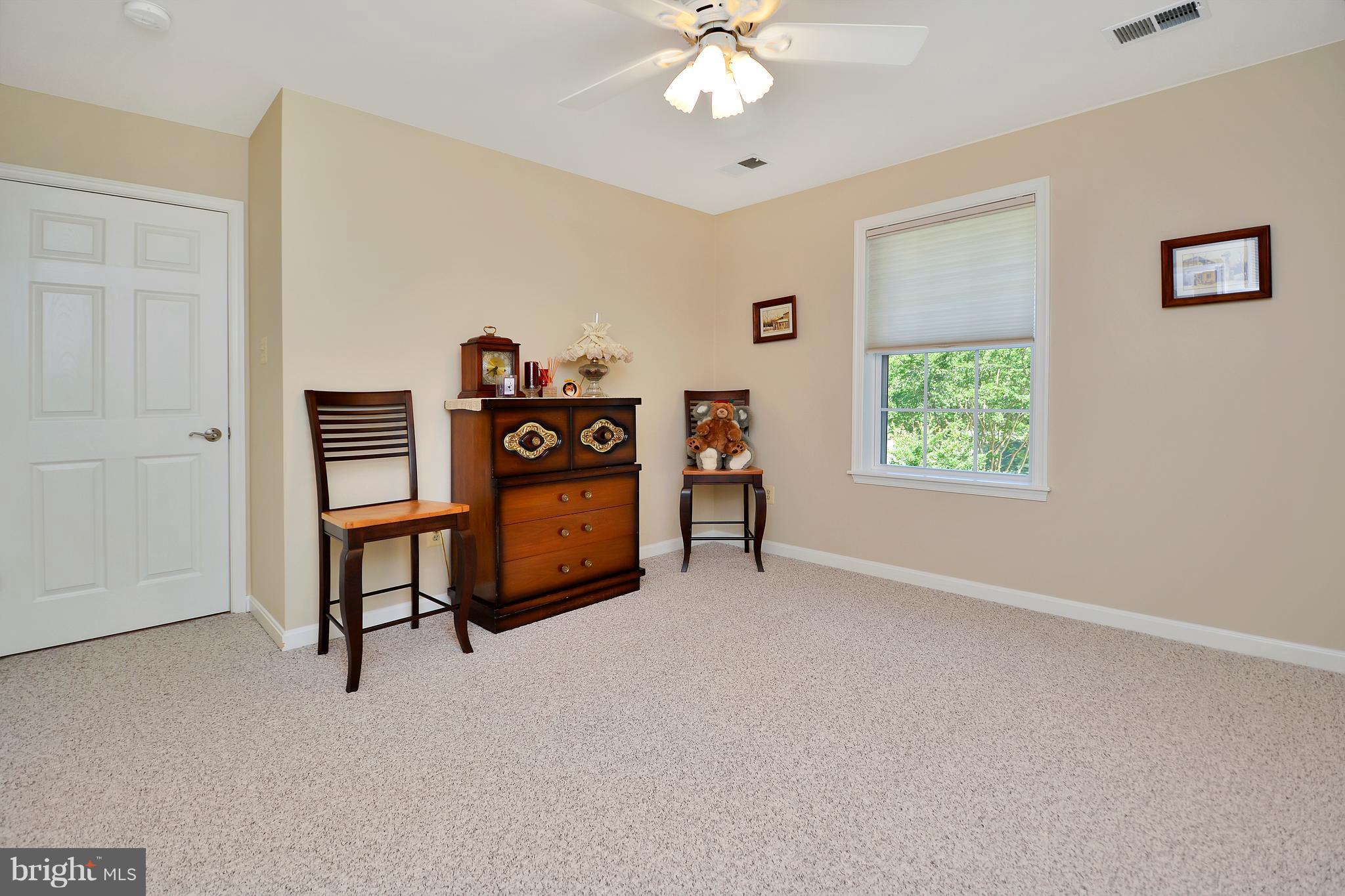 ROSE HILL FARMS - Residential